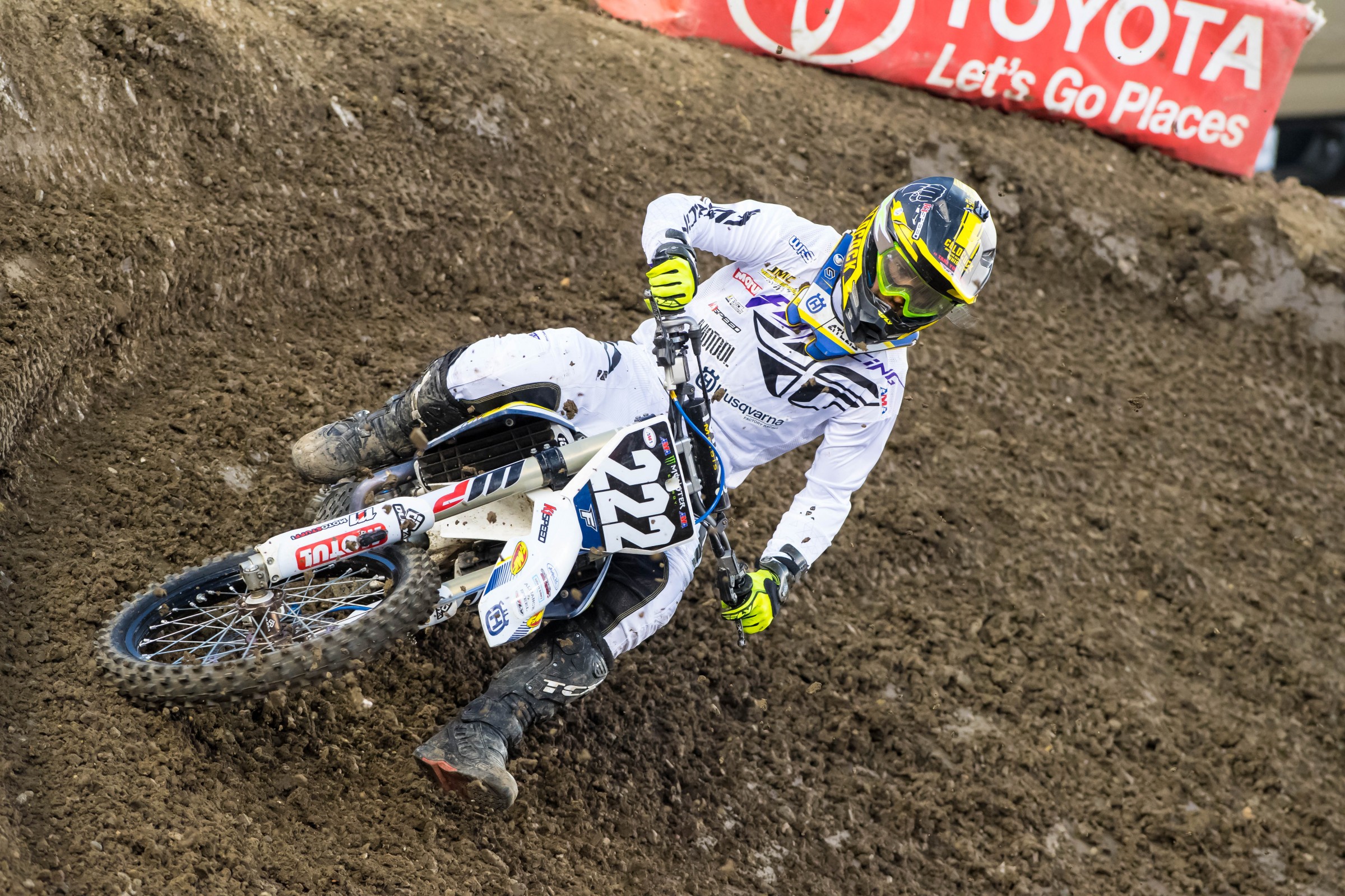 Howell has made six of seven main events this year.