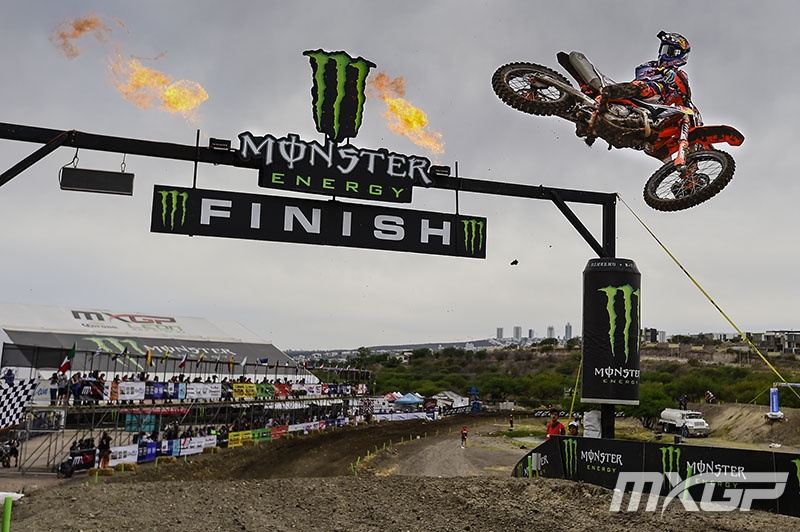 Herlings...still undefeated in 2016.