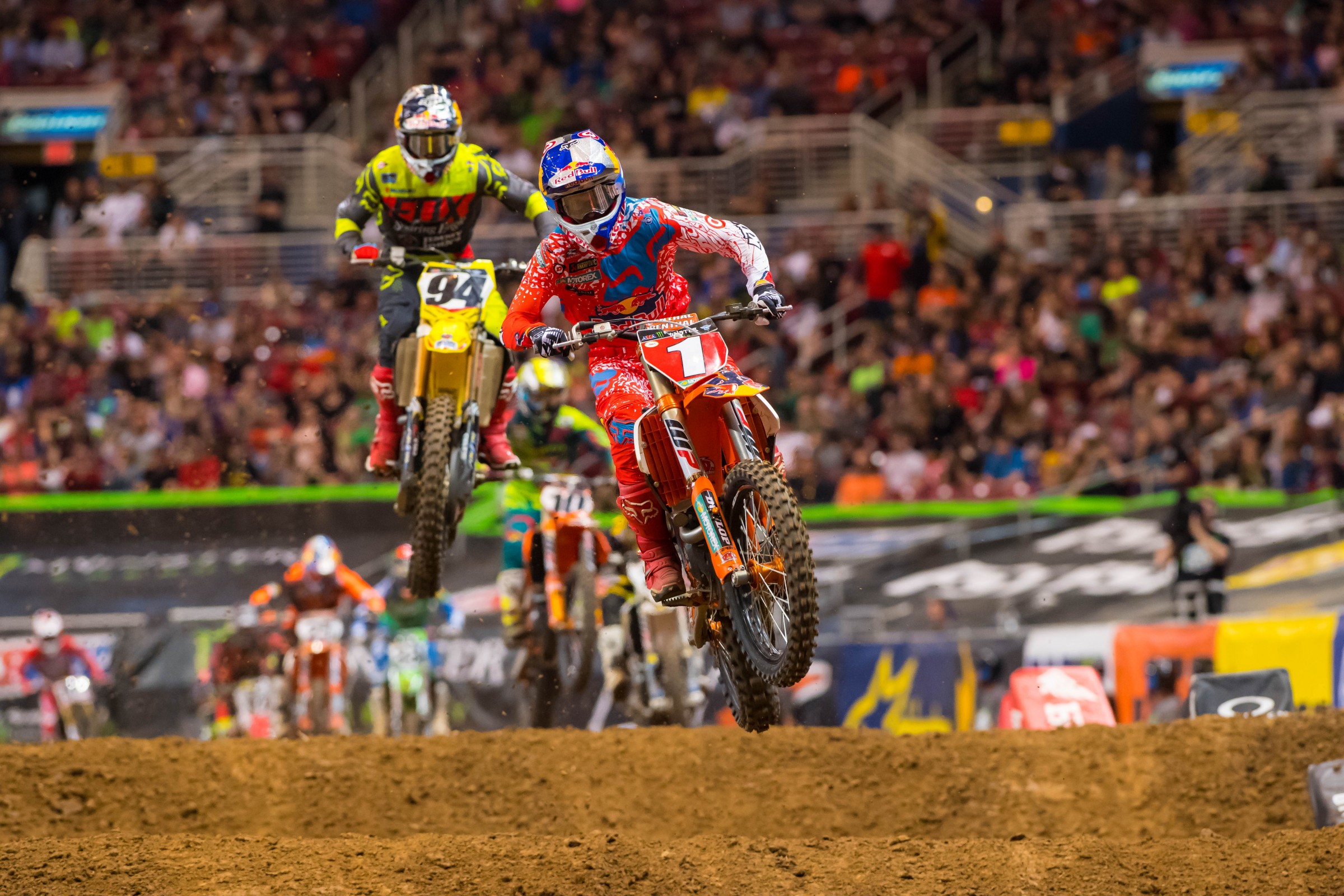 Roczen and Dungey have pretty much been this close for the last three races.