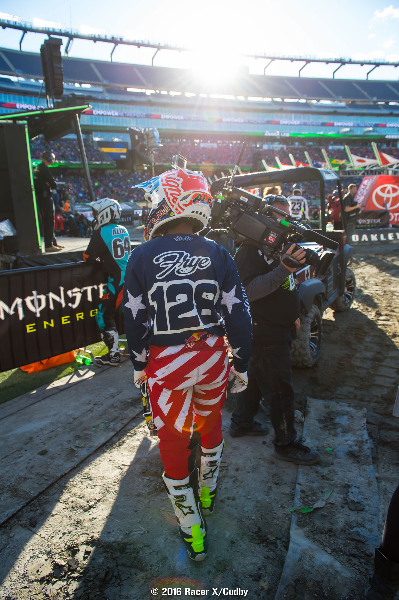 Frye-FoxboroughSX2016-Cudby-009