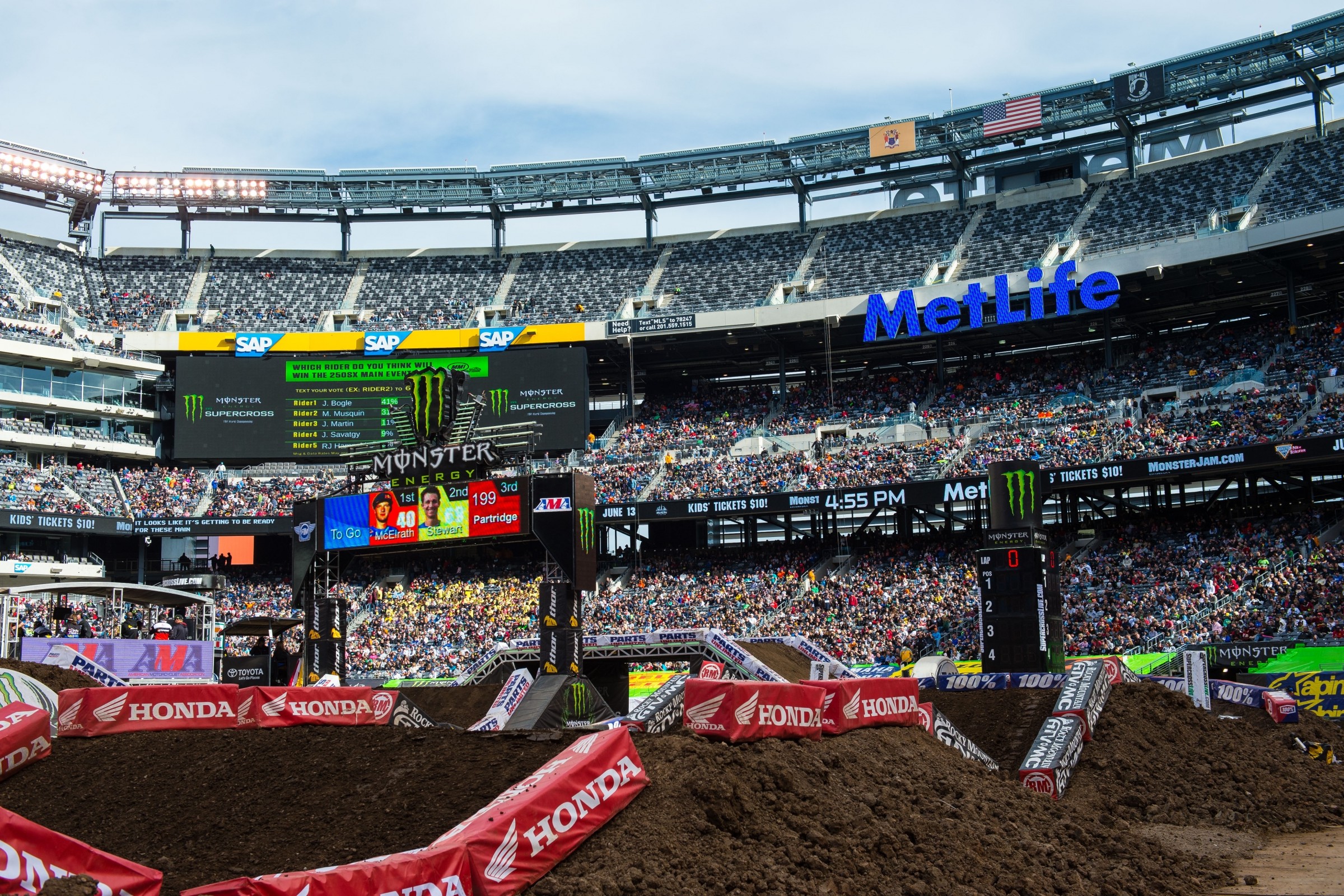 How to Watch New Jersey Supercross Racer X
