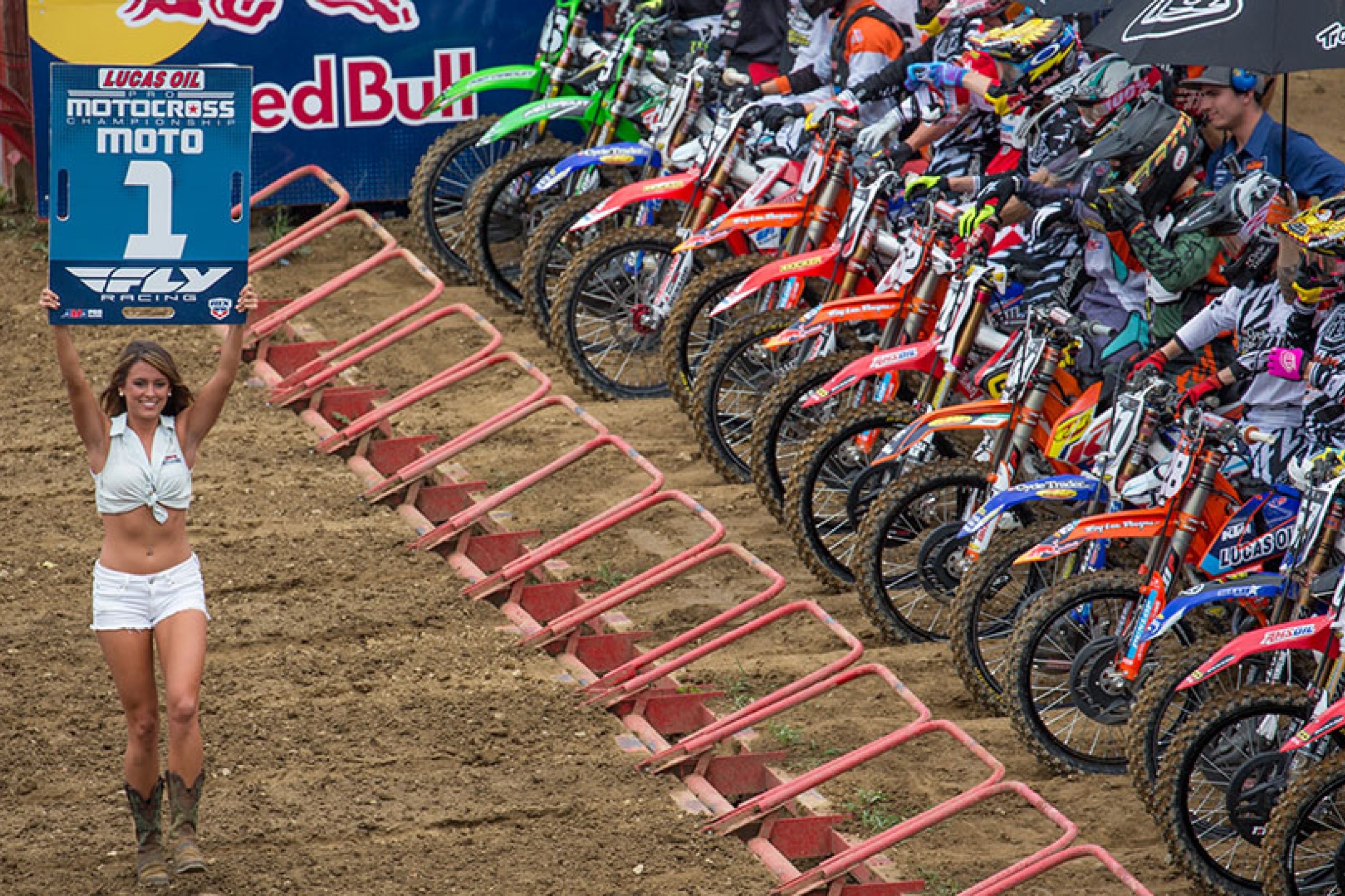 Gear Services Hiring Driver for Pro Motocross Championship