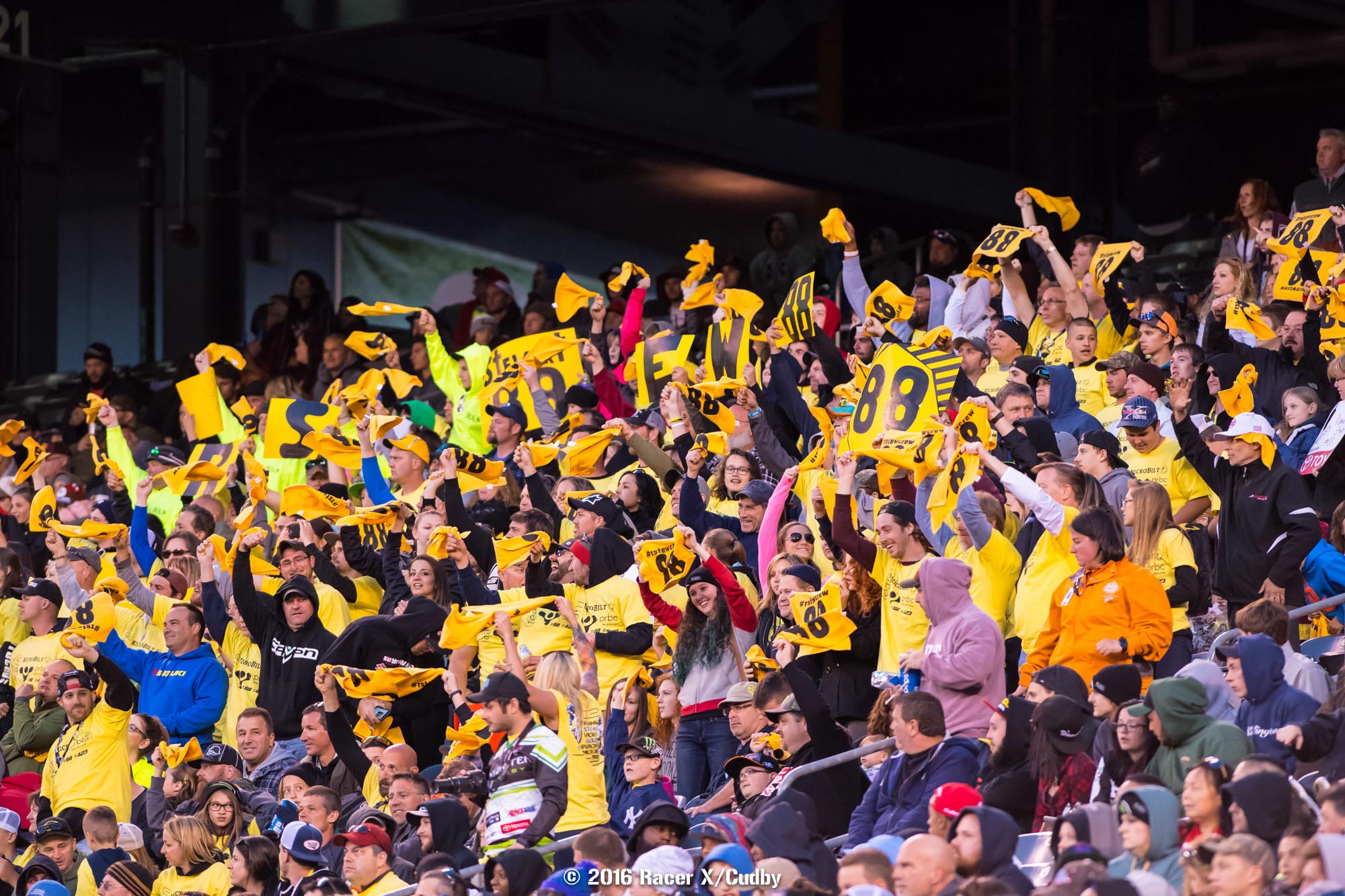 Misc-EastRutherfordSX2016-Cudby-108