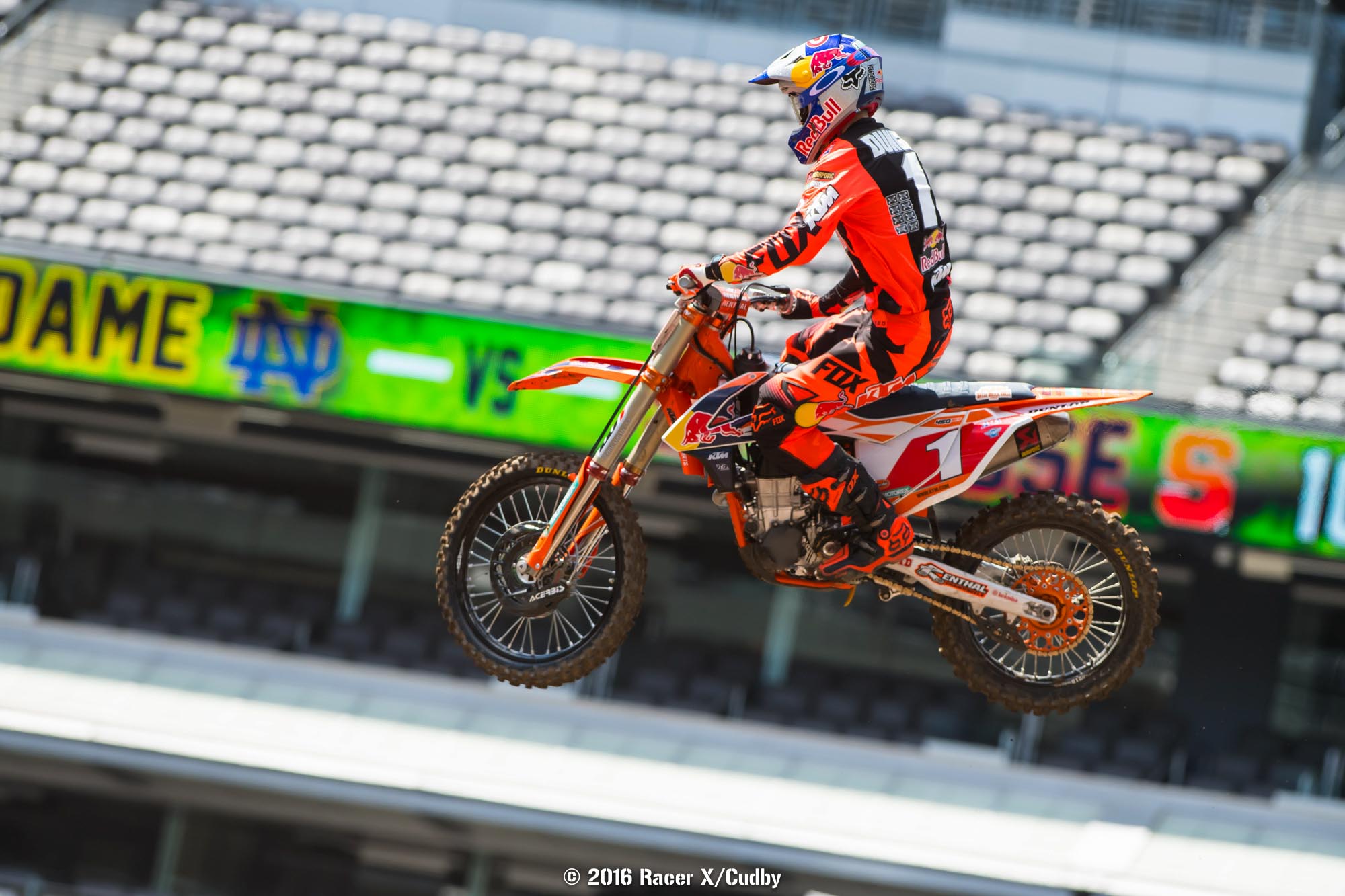 Dungey-EastRutherfordSX2016-Cudby-173