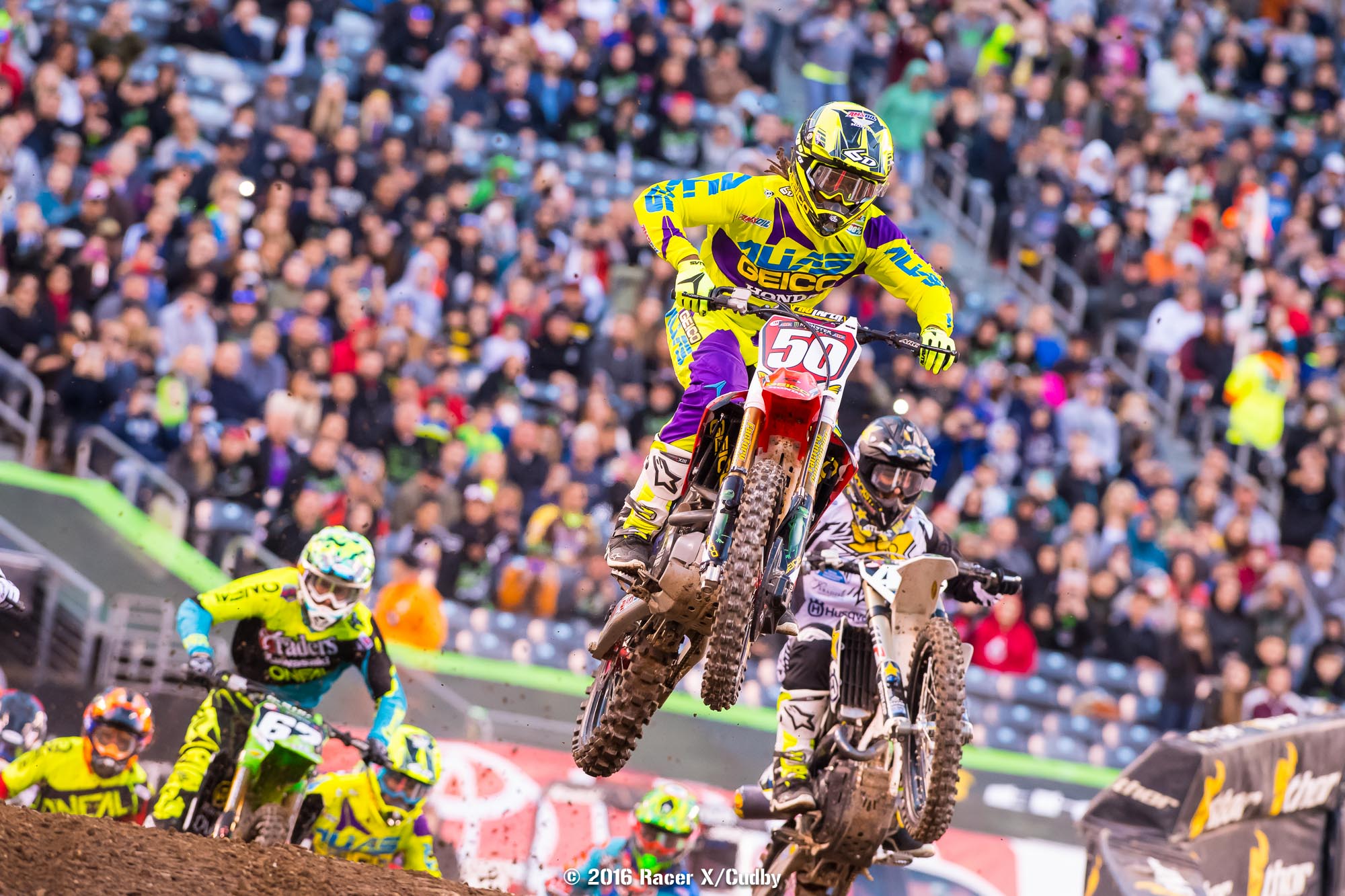 Stewart won in East Rutherford and has a decent points cushion heading into the Las Vegas finale.