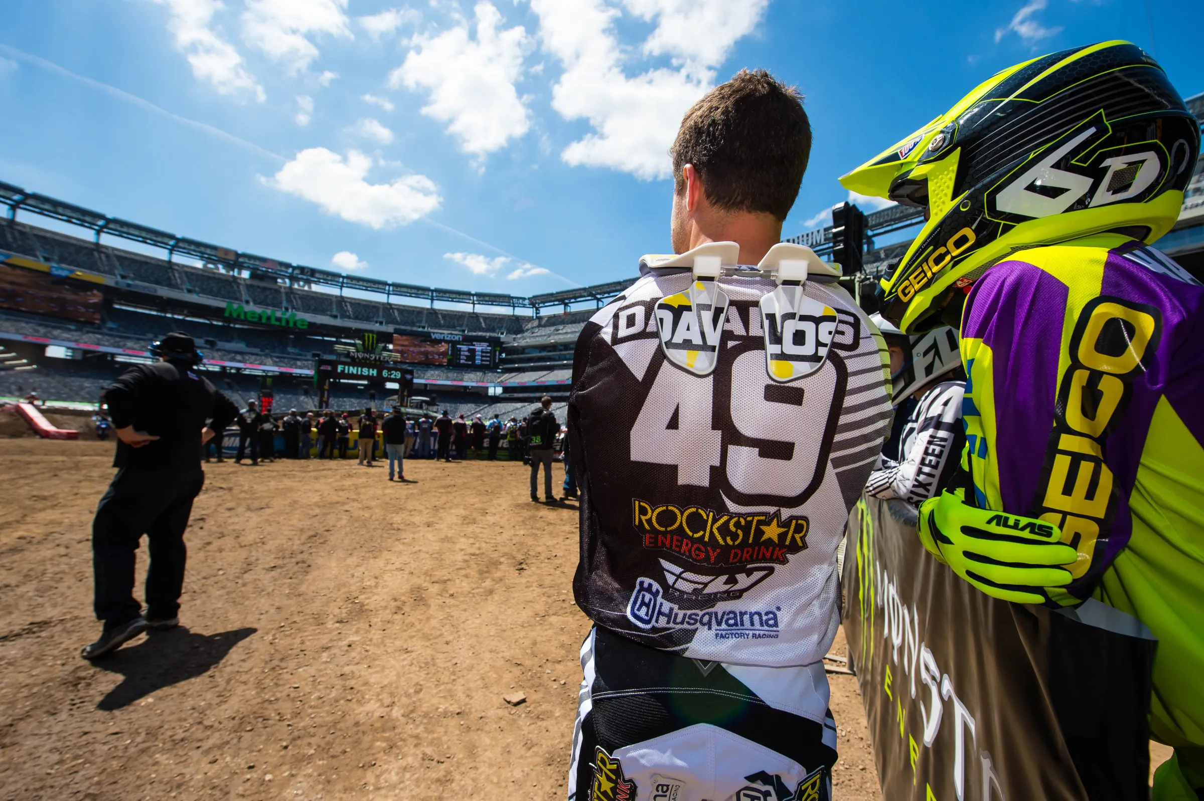 Martin Davalos has gone 1-2 over the last two rounds.
