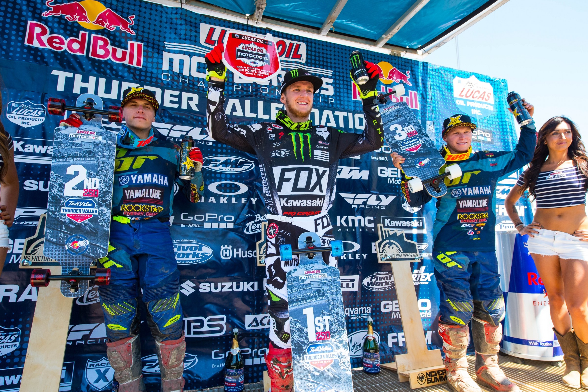 Redux: All The Young Dudes Carry The News