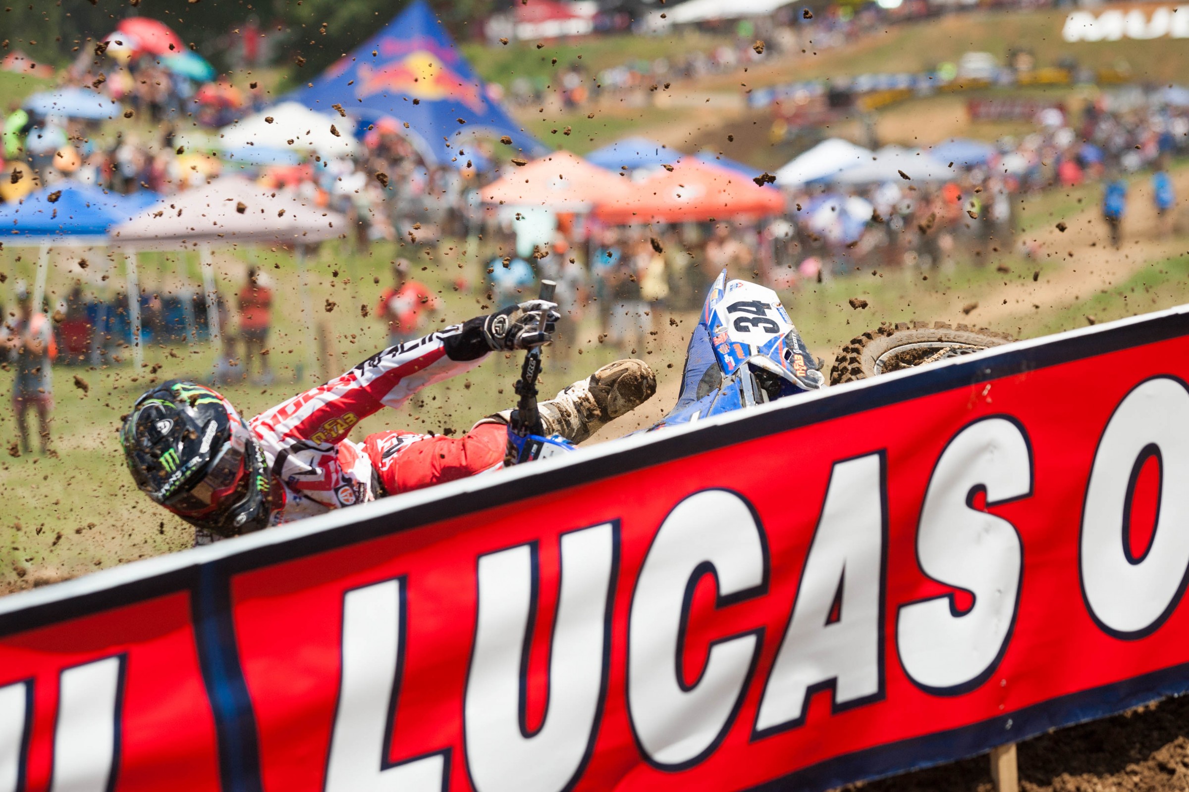 JGR Yamaha's Phil Nicoletti collides with teammate, Justin Barcia.