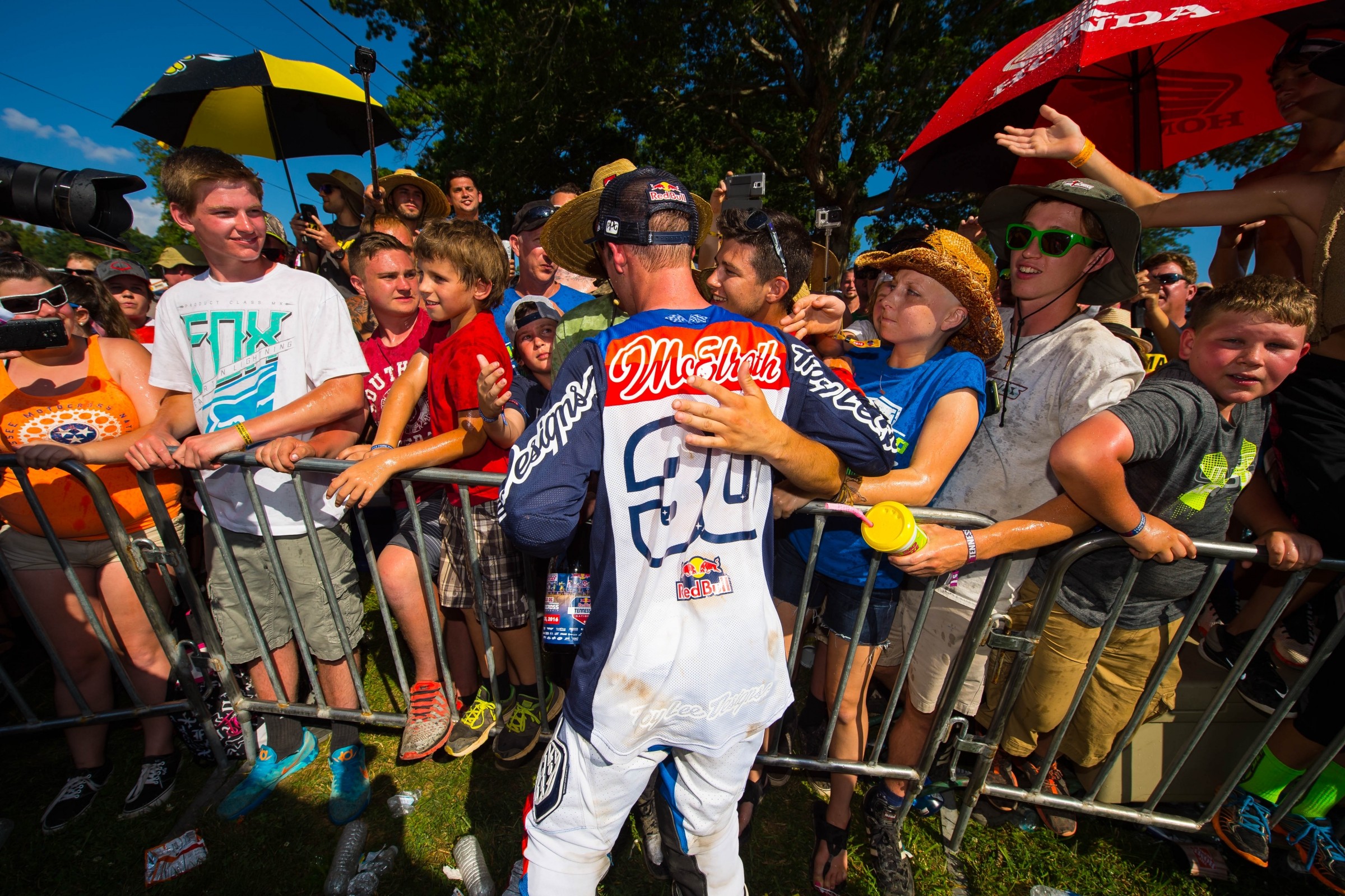 250 Words: Home Cooking