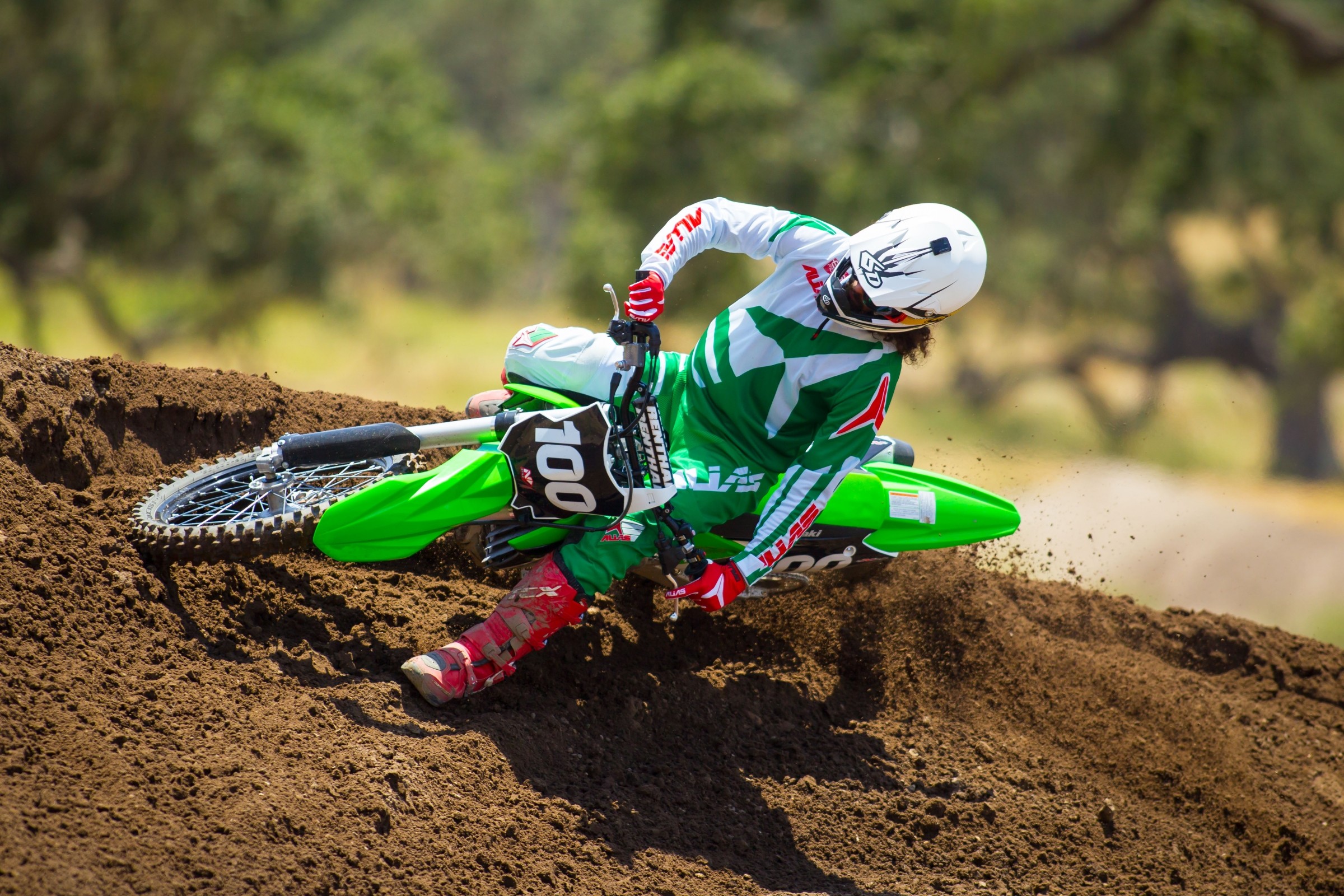Racer X Films: 2017 Kawasaki KX250F Intro
