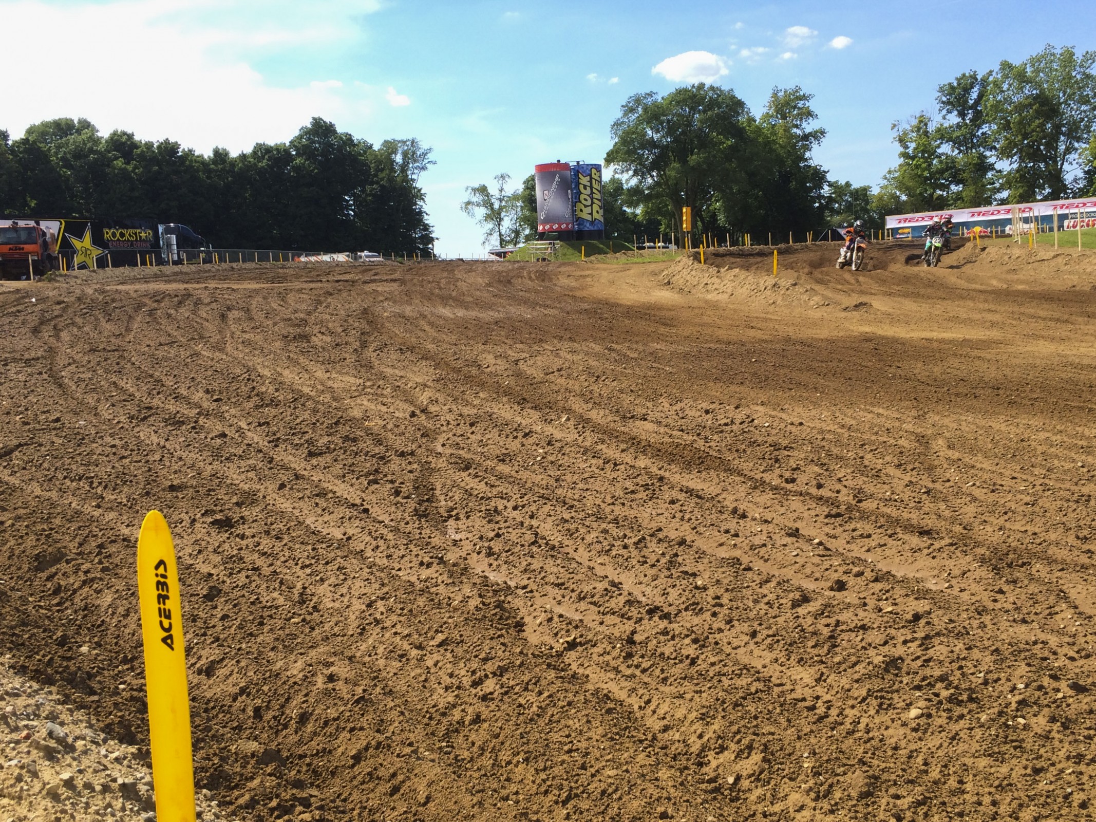 Starting lane split.