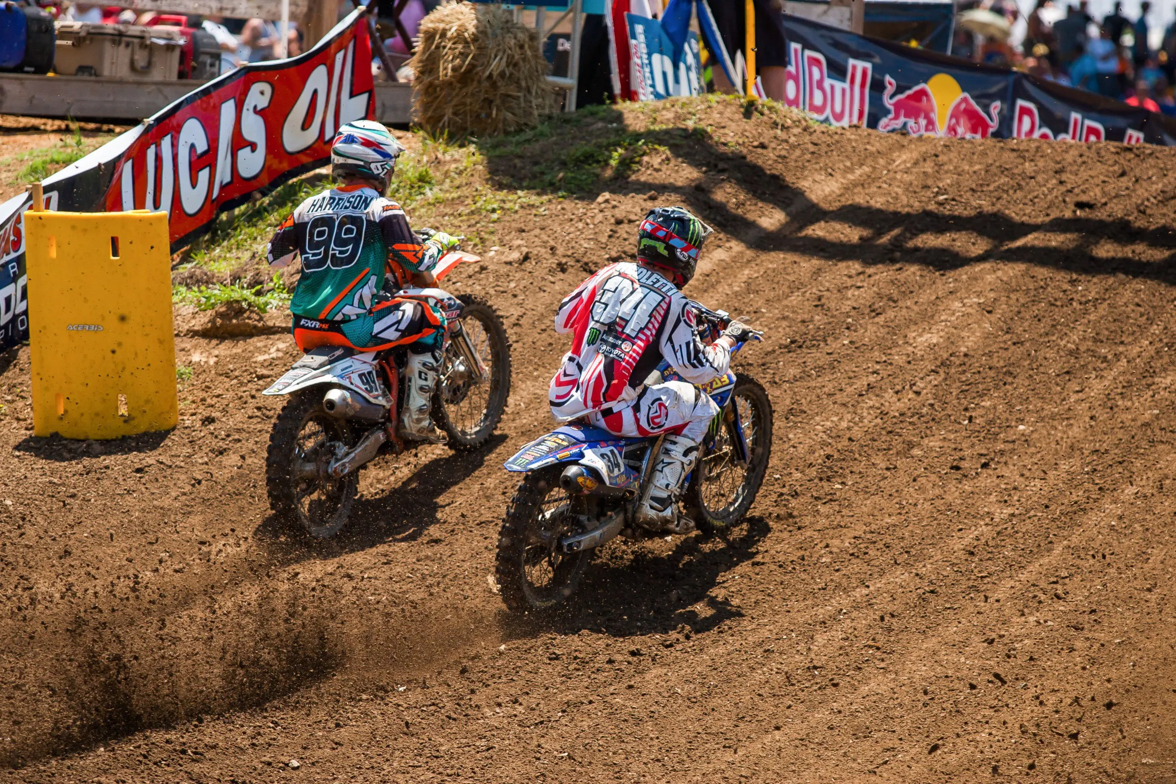 Harrison battling with JGR's Phil Nicoletti at Muddy Creek.