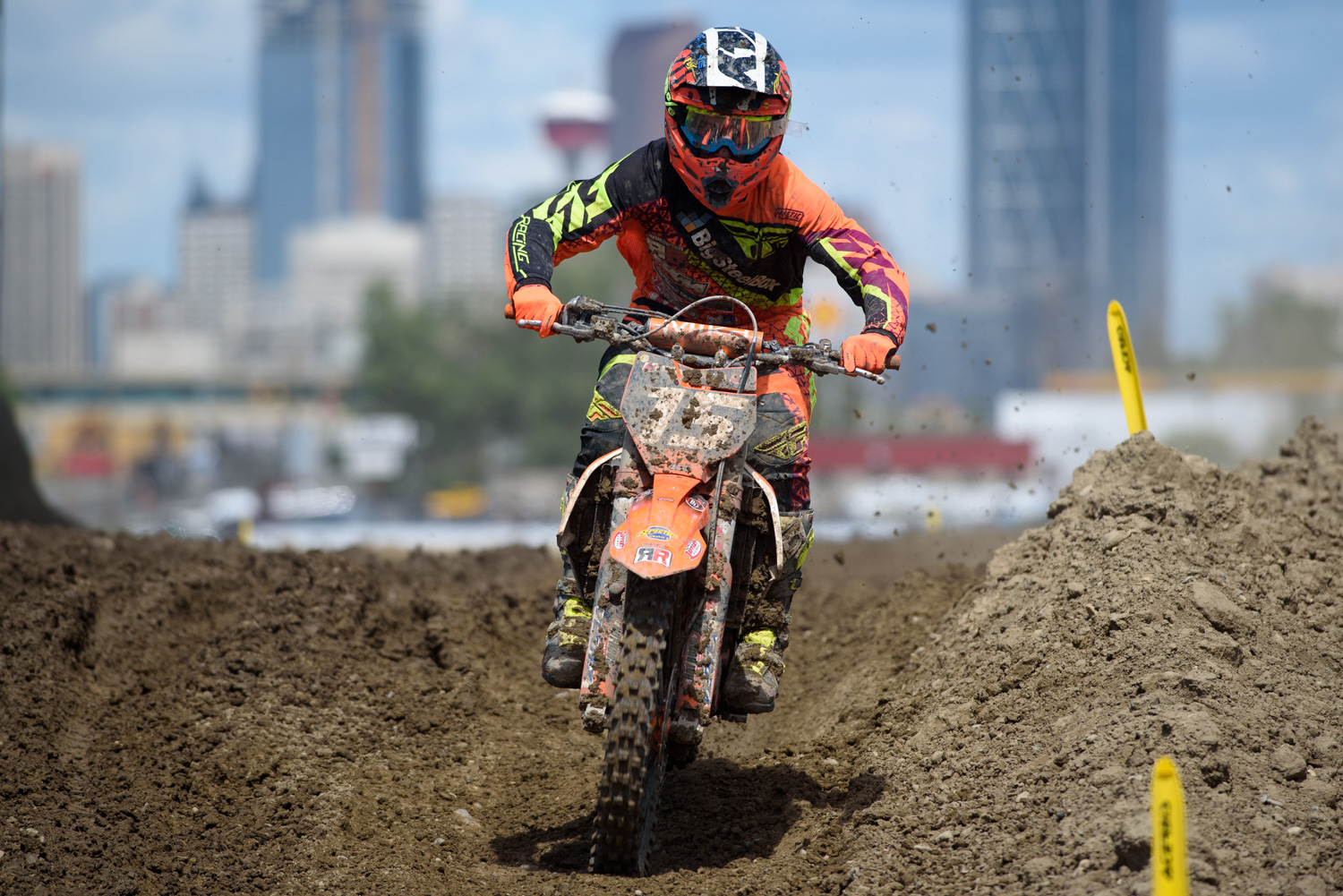 Maffenbeier is trying to keep Thompson in sight in the MX2 class.