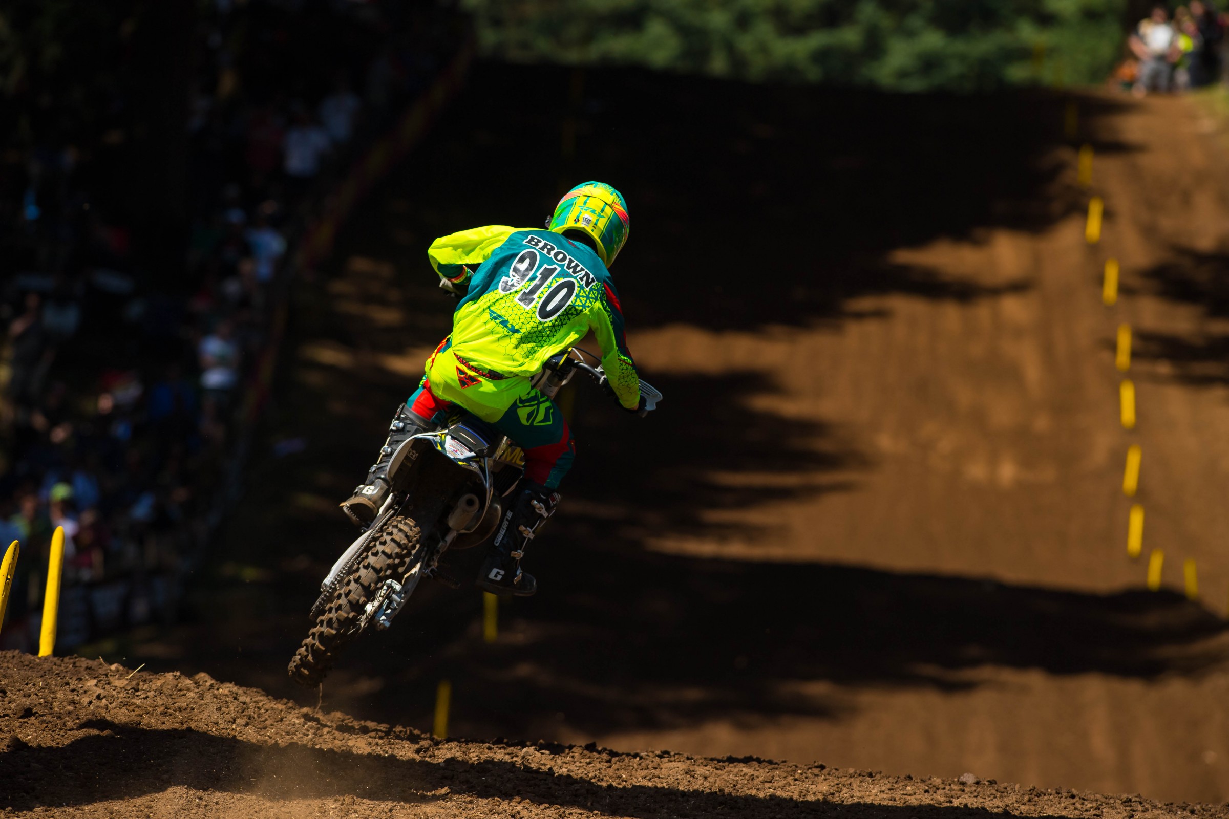 Amateur Carson Brown took the win.