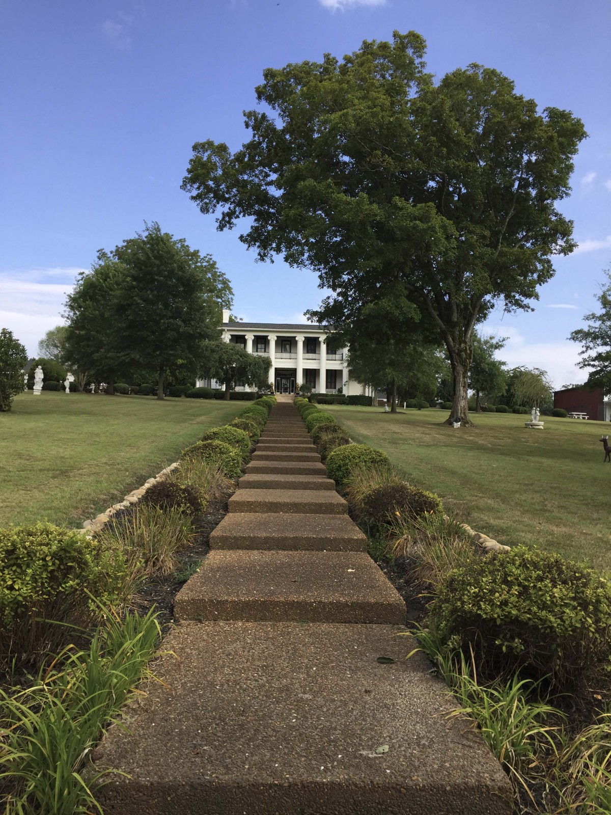 Loretta Lynn's home is amazing!