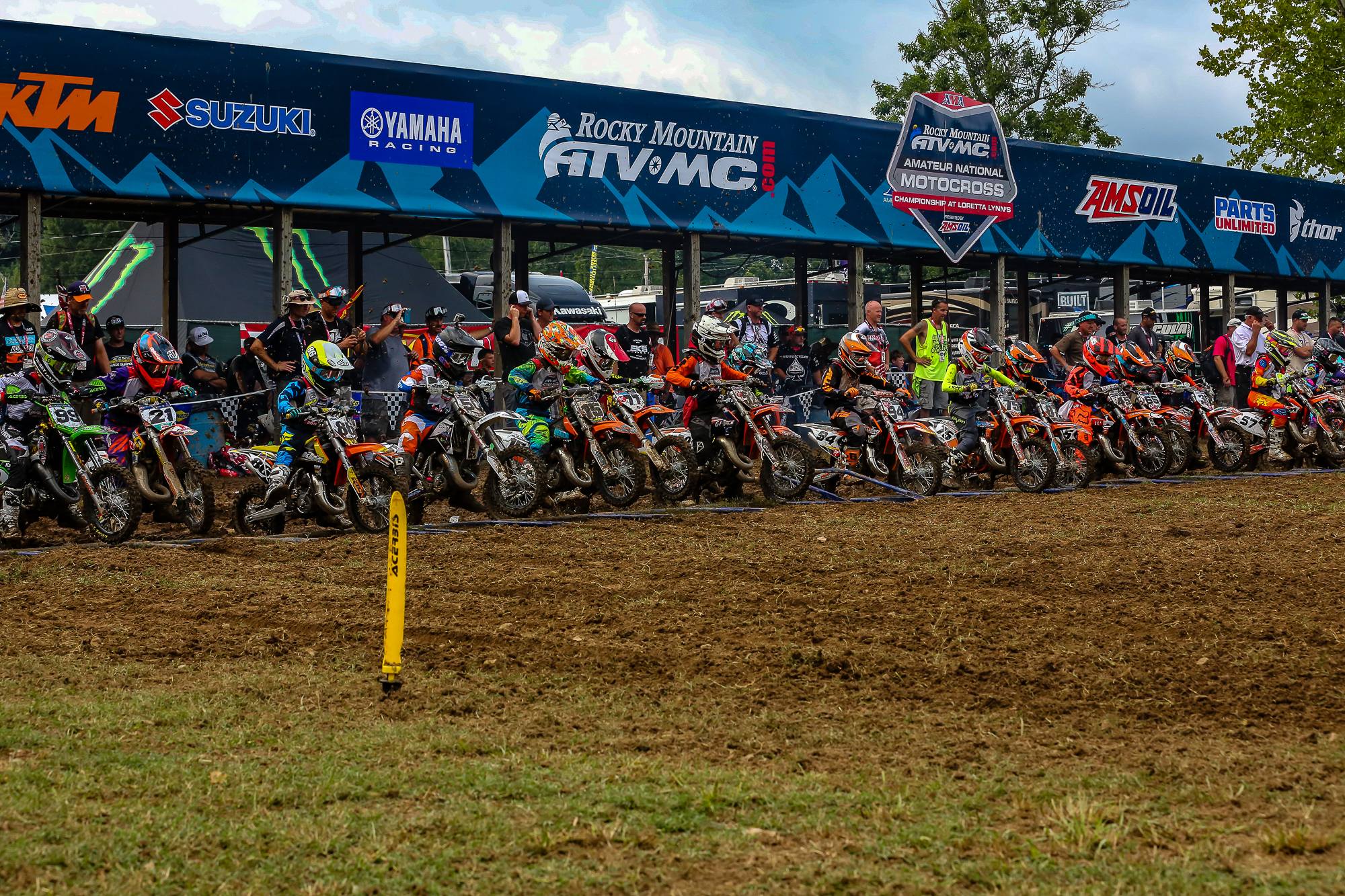 LLMX16-KOY-TUES--3040