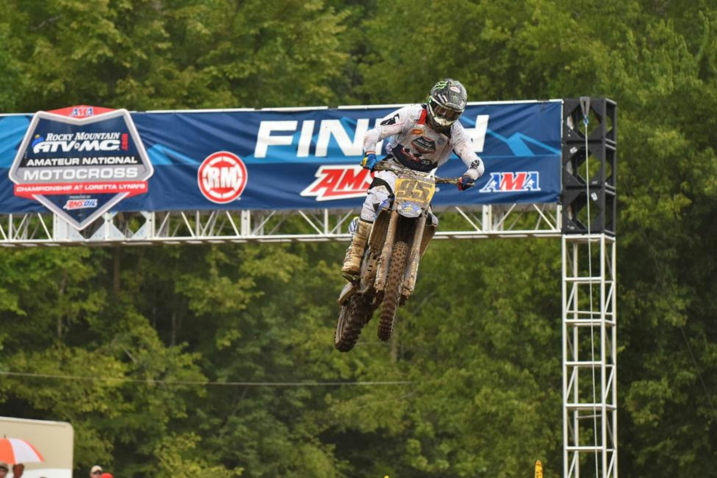 Loretta Lynn's | Friday Recap