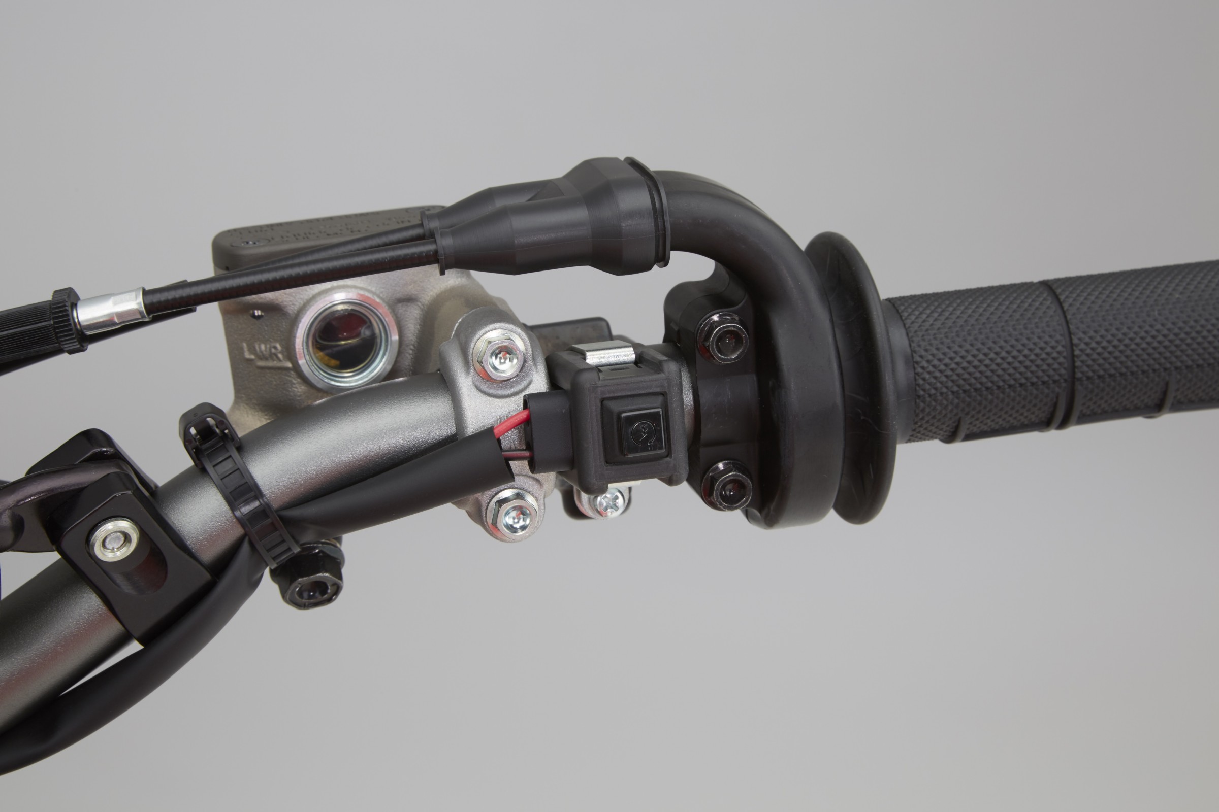 17_Honda_CRF450R_start_button