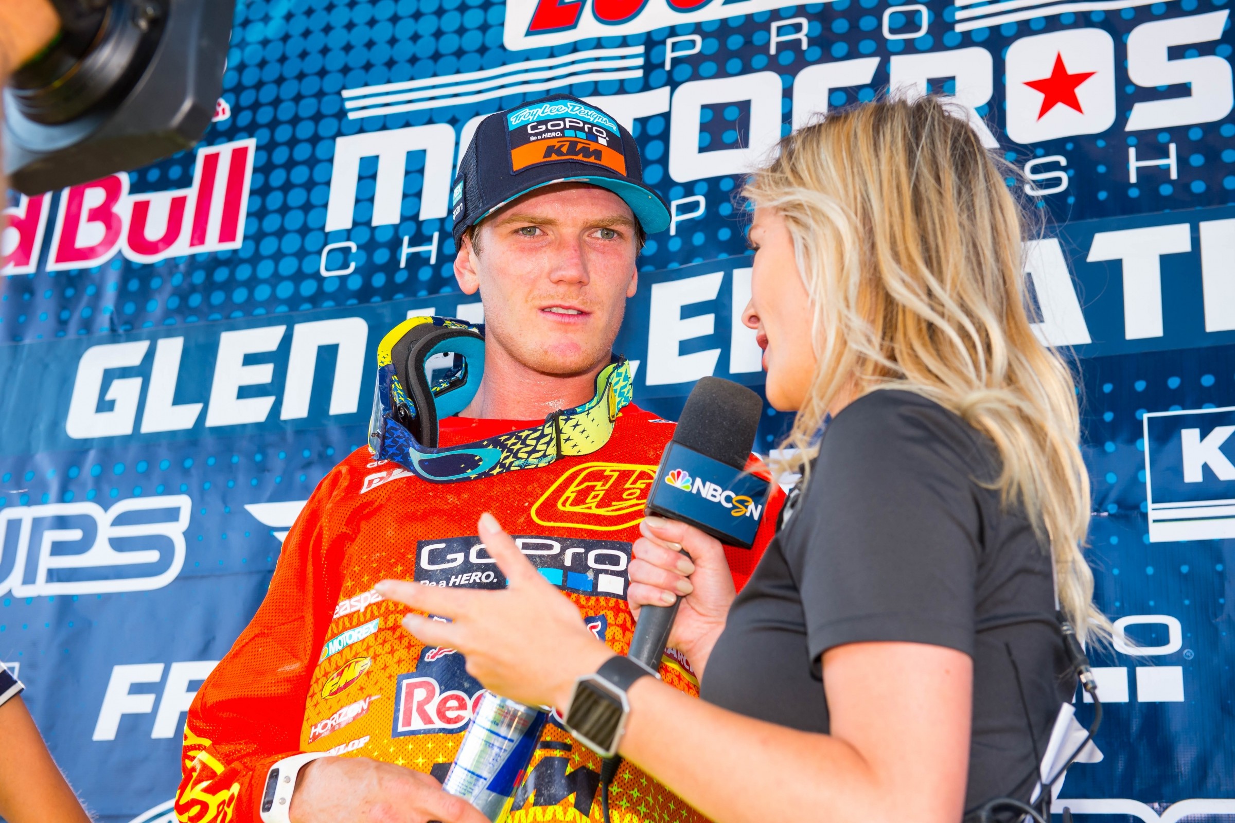 Between the Motos: Fundraising for Jessy