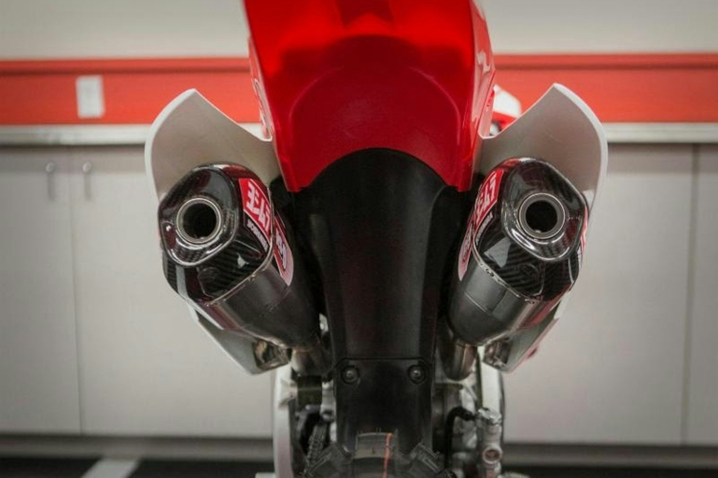 Yoshimura Introduces RS-9T Systems for '17 Honda CRF450R/RX
