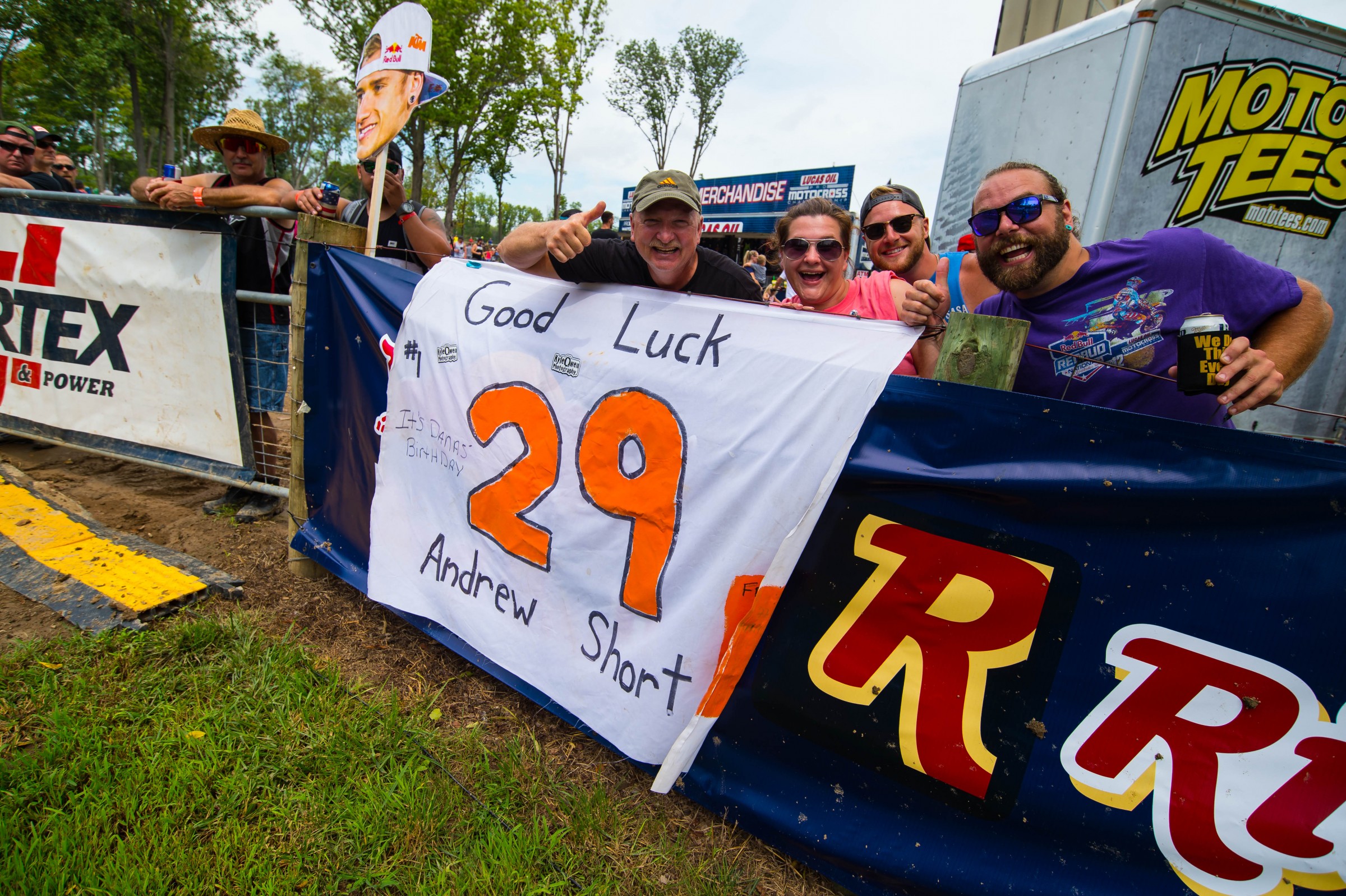 Fans showed their support for Short at Ironman on Saturday.