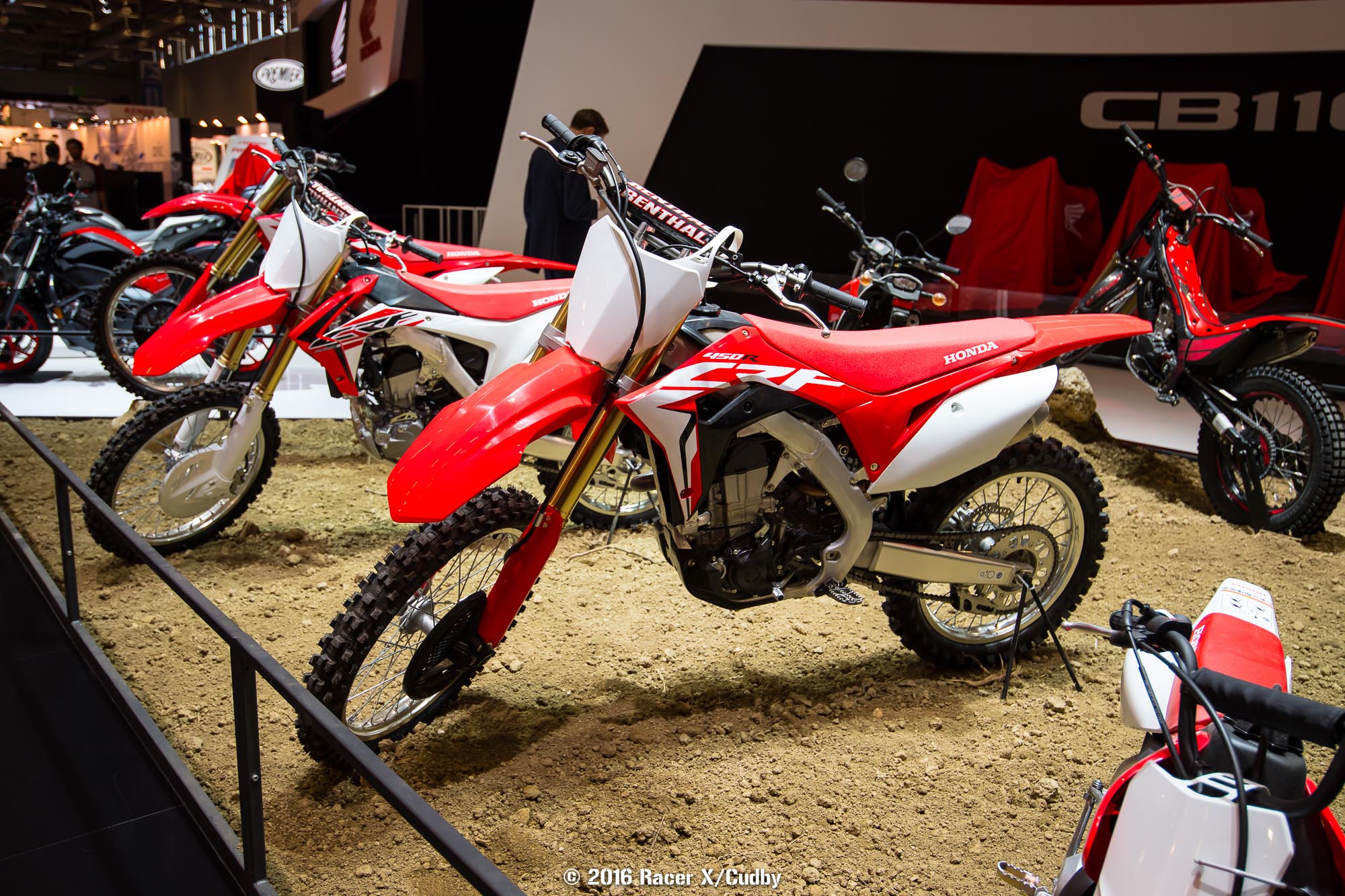 Intermot16-Cudby-002