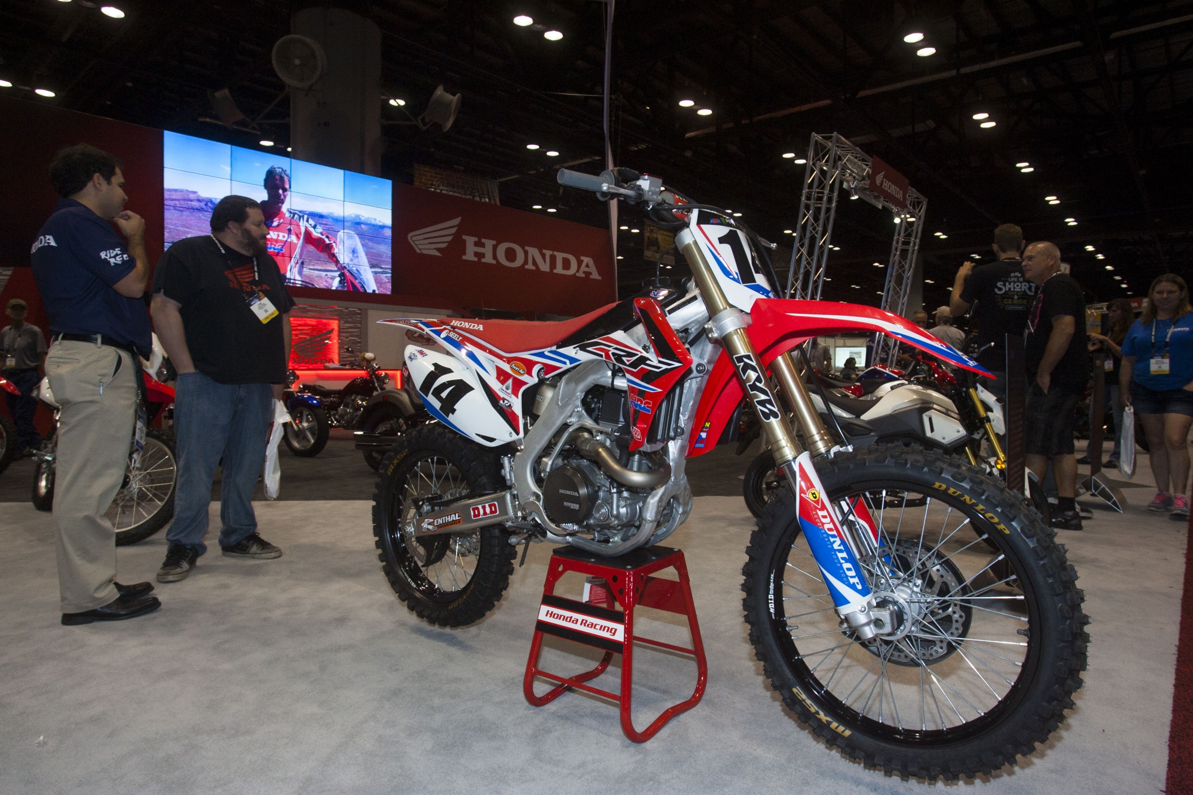 Roberts-16_AIMExpo_Thursday-216