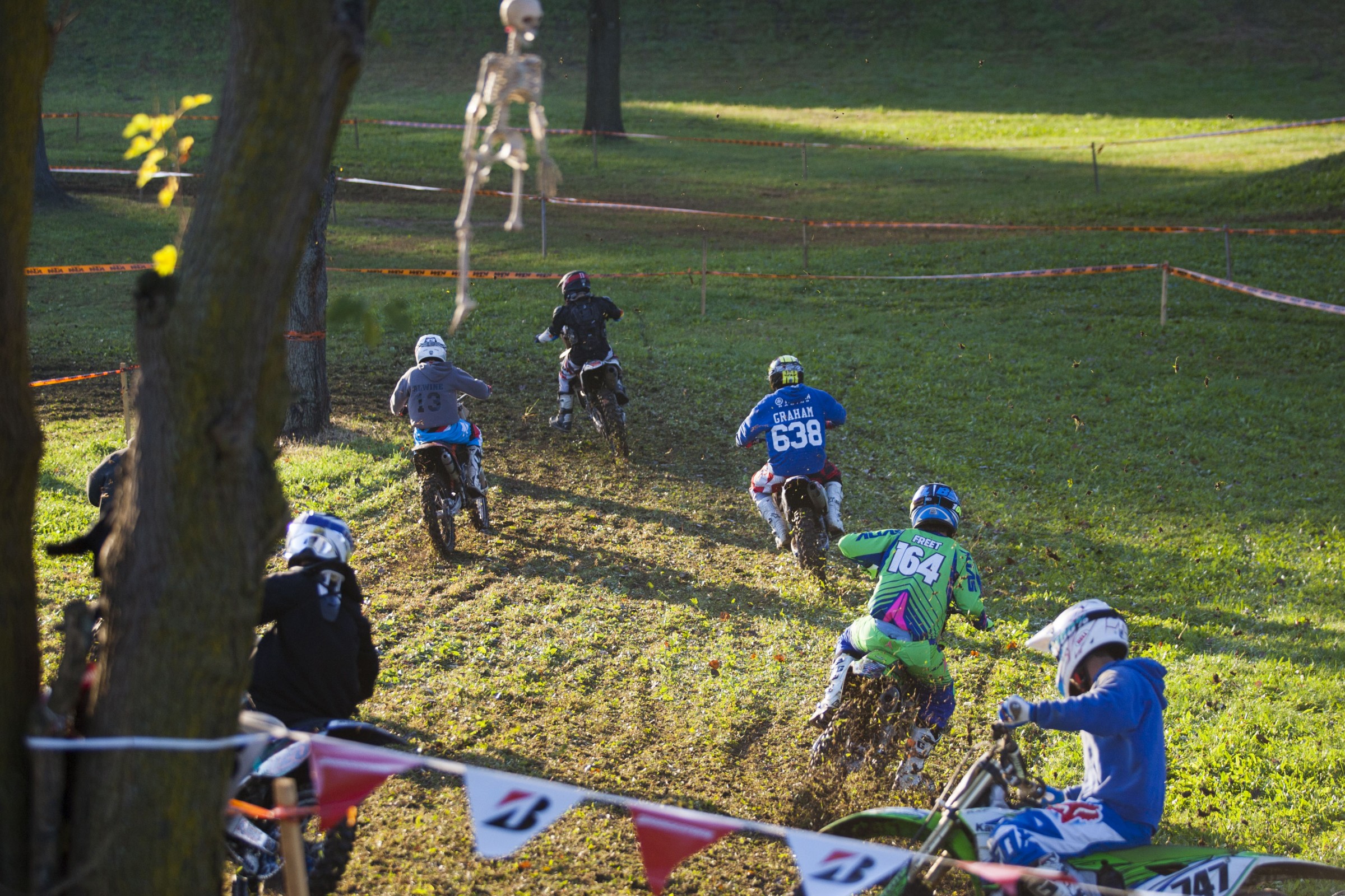 Roberts-16_RedBud_Grass_Race-003