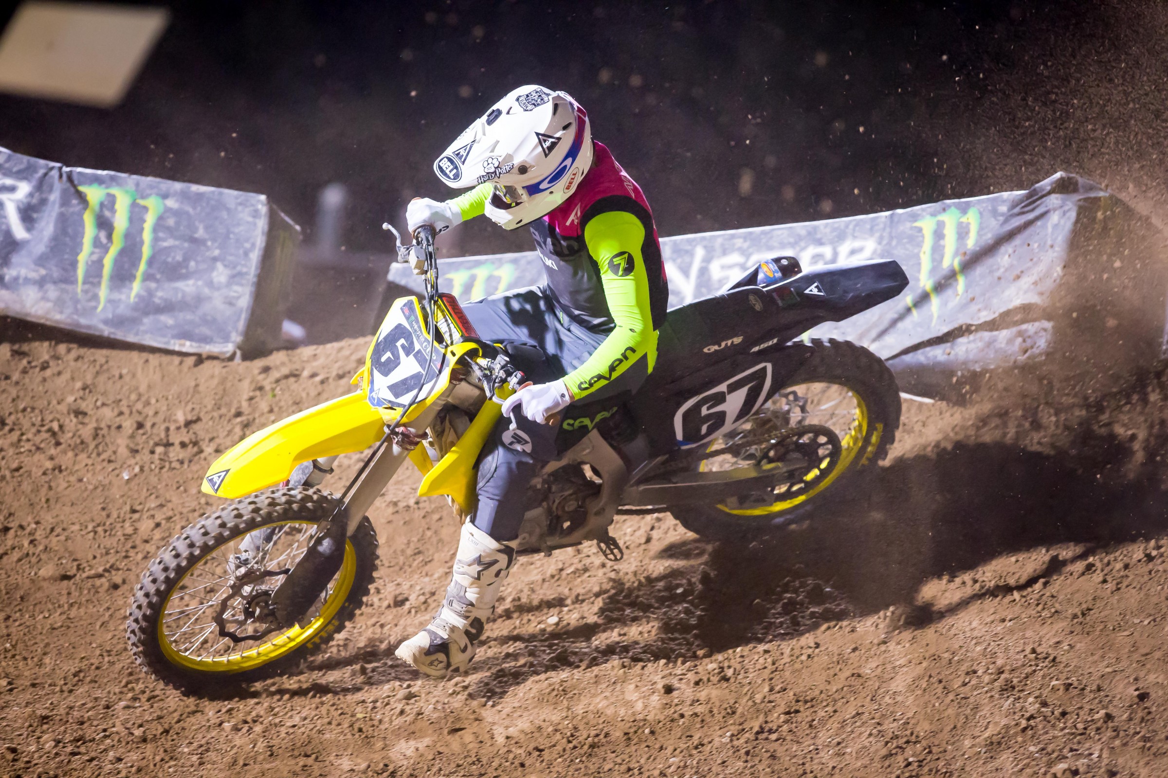 Albertson rocking no graphics.