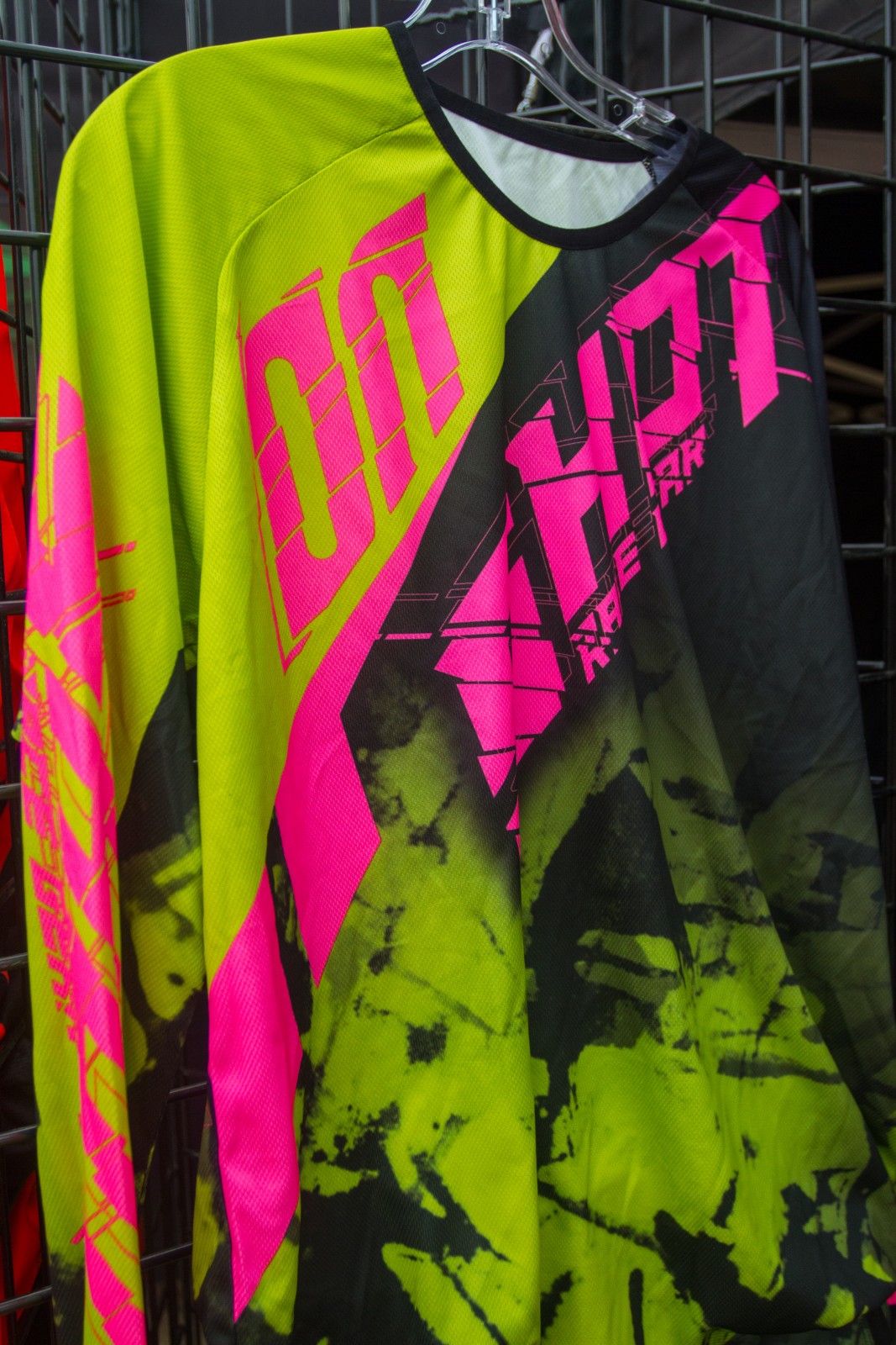 2016-10-27_Shot-Race-Gear_04