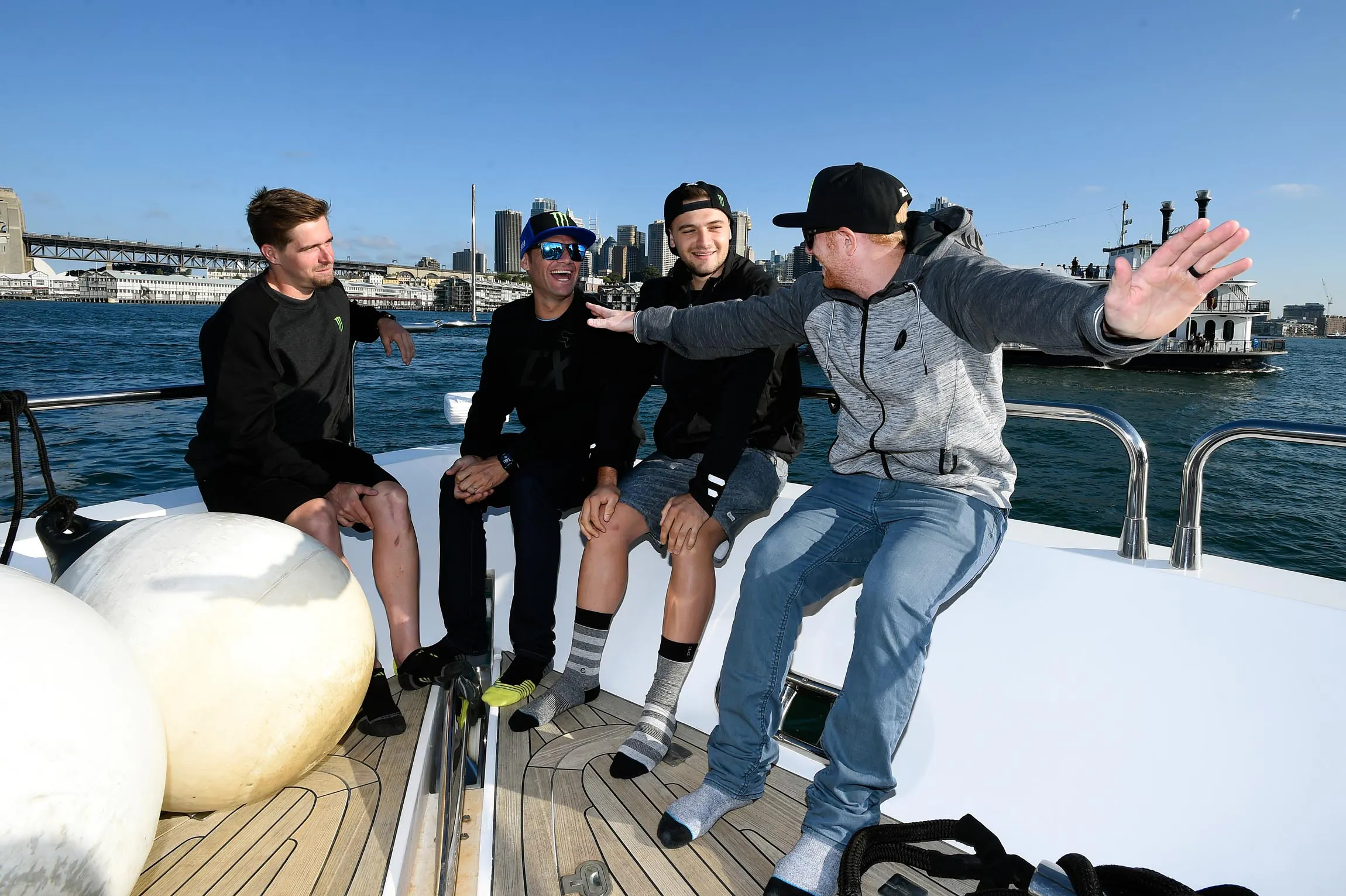 Riders_cruising_Sydney_Harbour_AUS-X_OPEN-5
