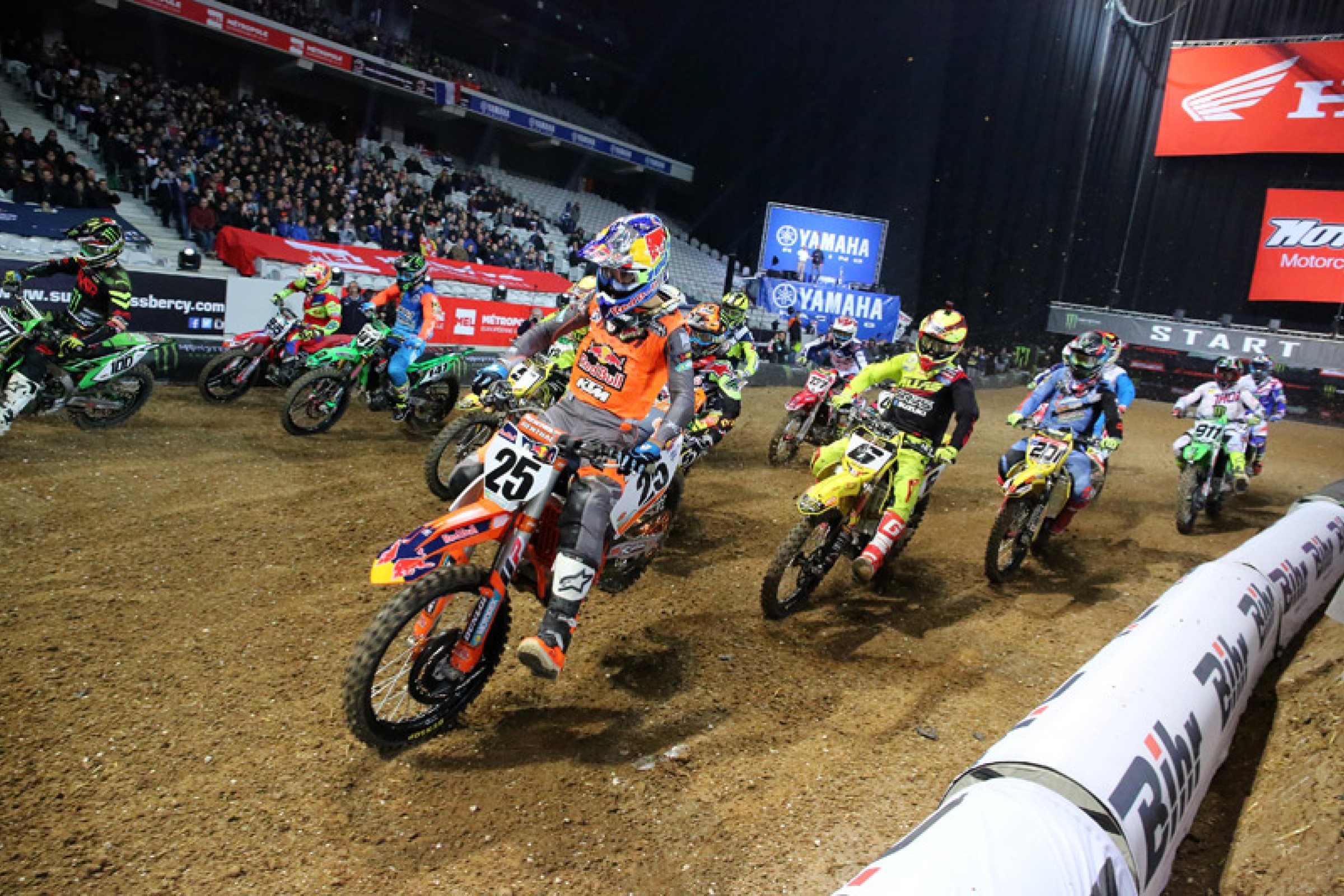 Race Day Feed: Bercy-Lille Night One