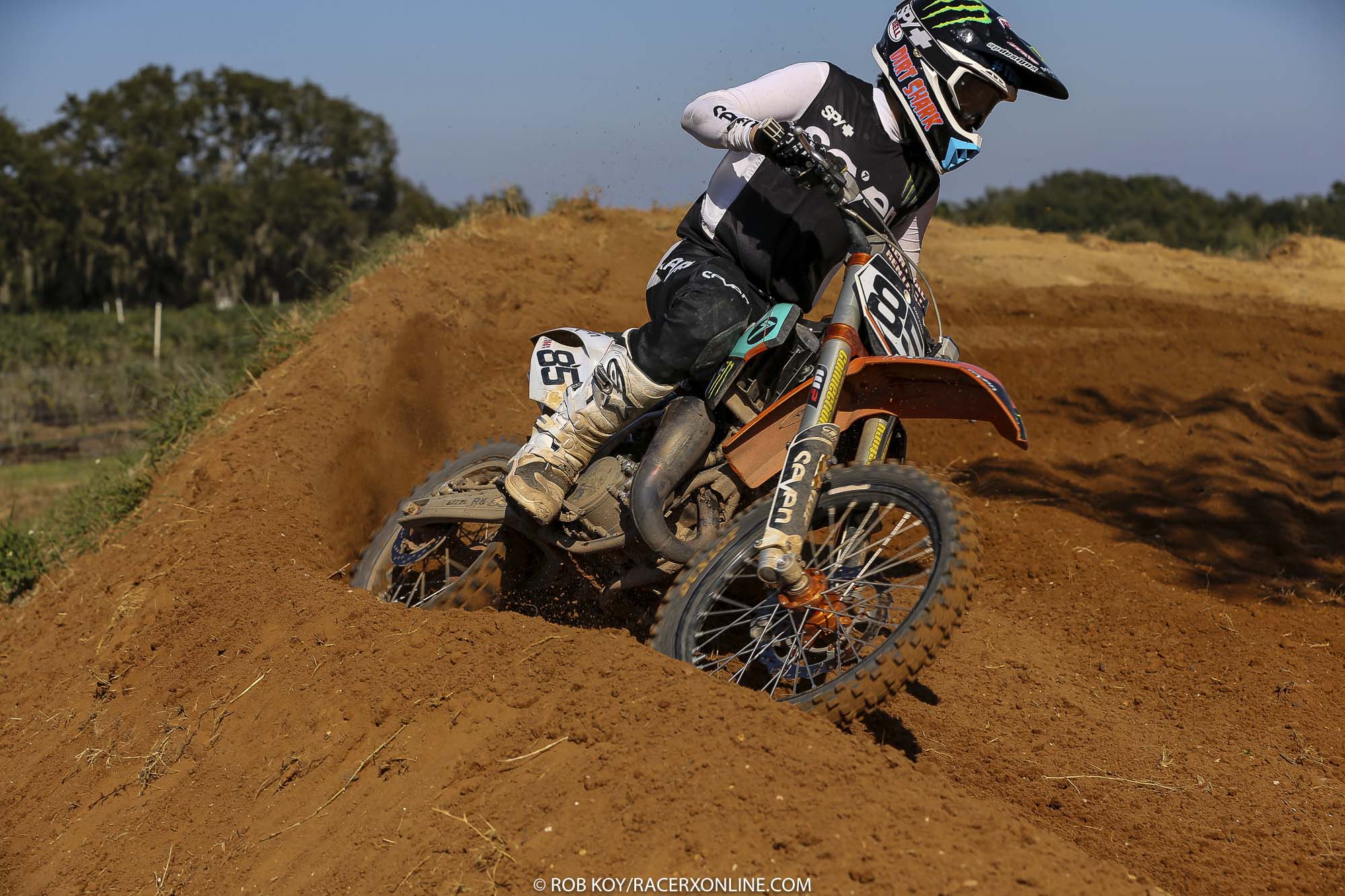 JS7-RIDE-DAY-KOY--802