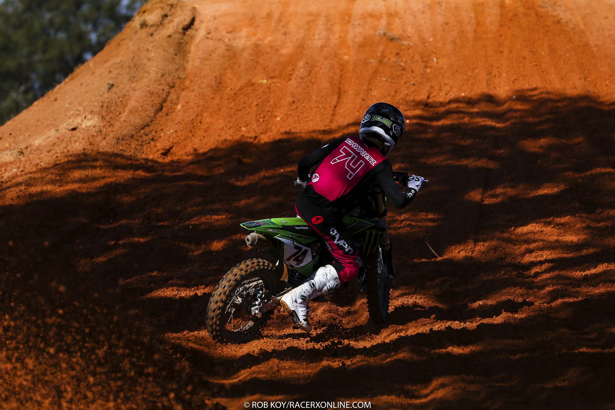 JS7-RIDE-DAY-KOY--723