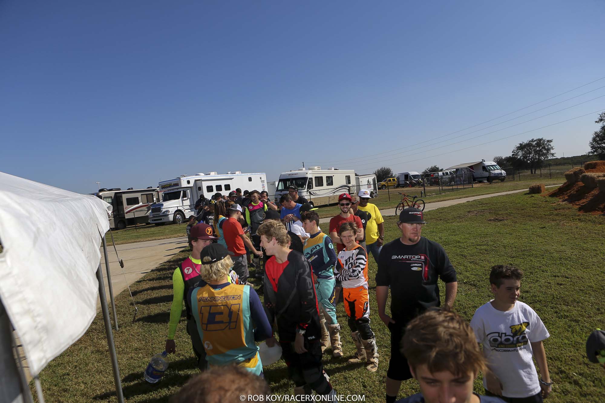 JS7-RIDE-DAY-KOY--539