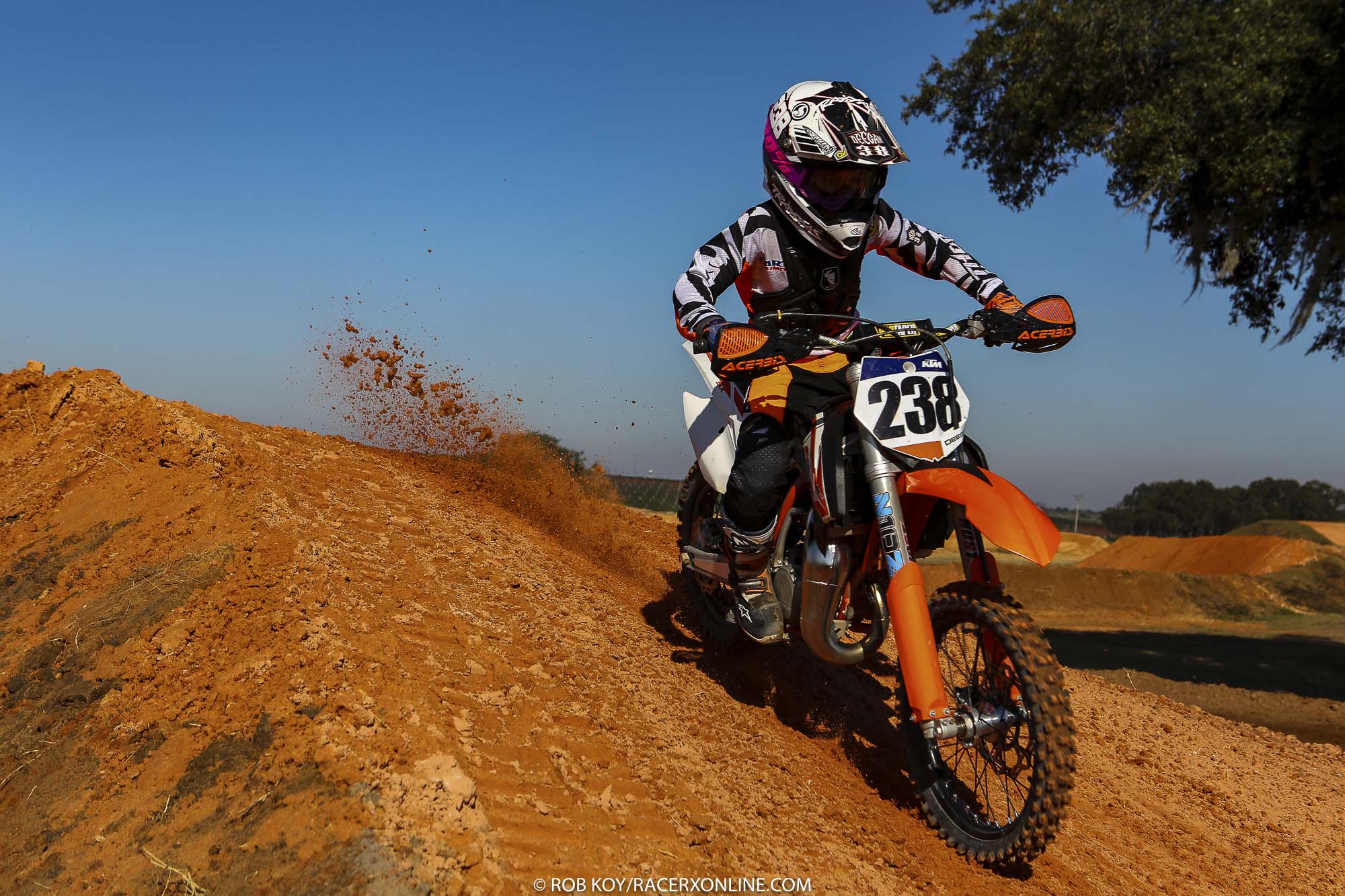 JS7-RIDE-DAY-KOY--5095