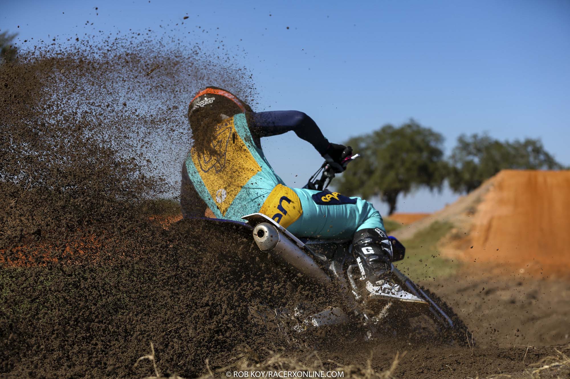 JS7-RIDE-DAY-KOY--602