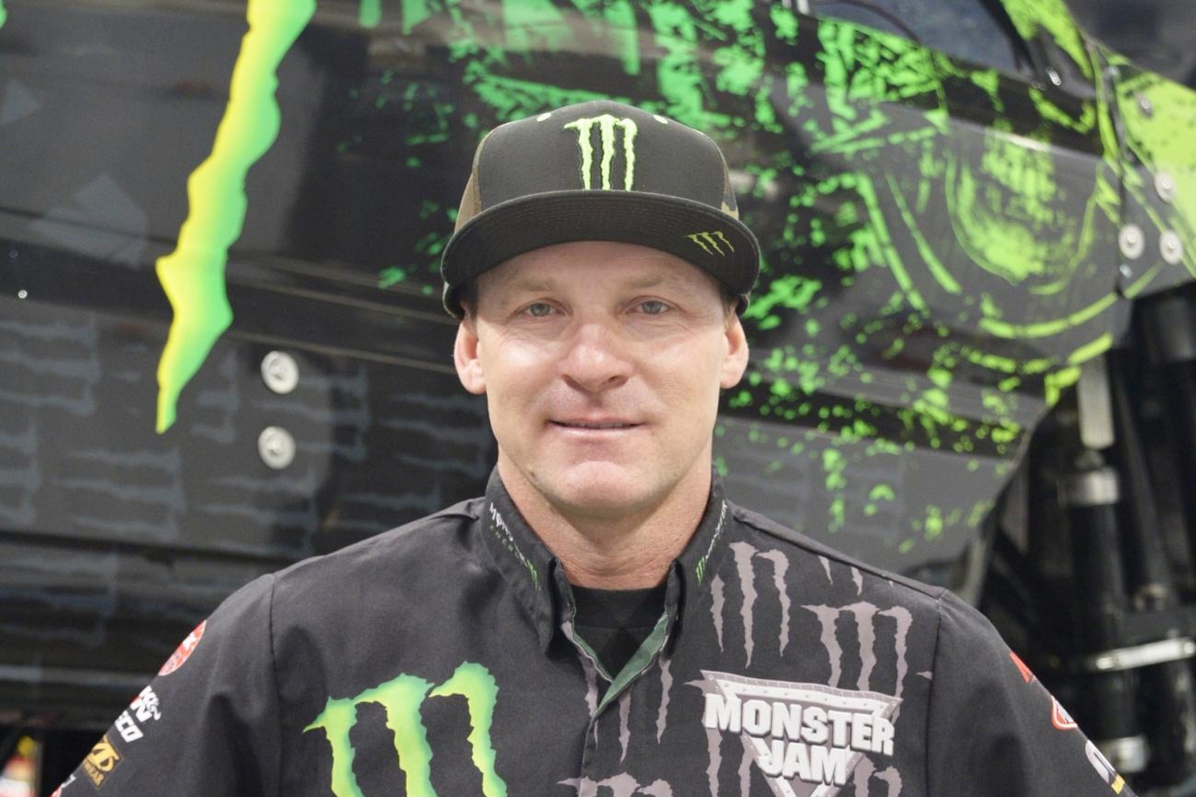 Open Mic: Damon Bradshaw