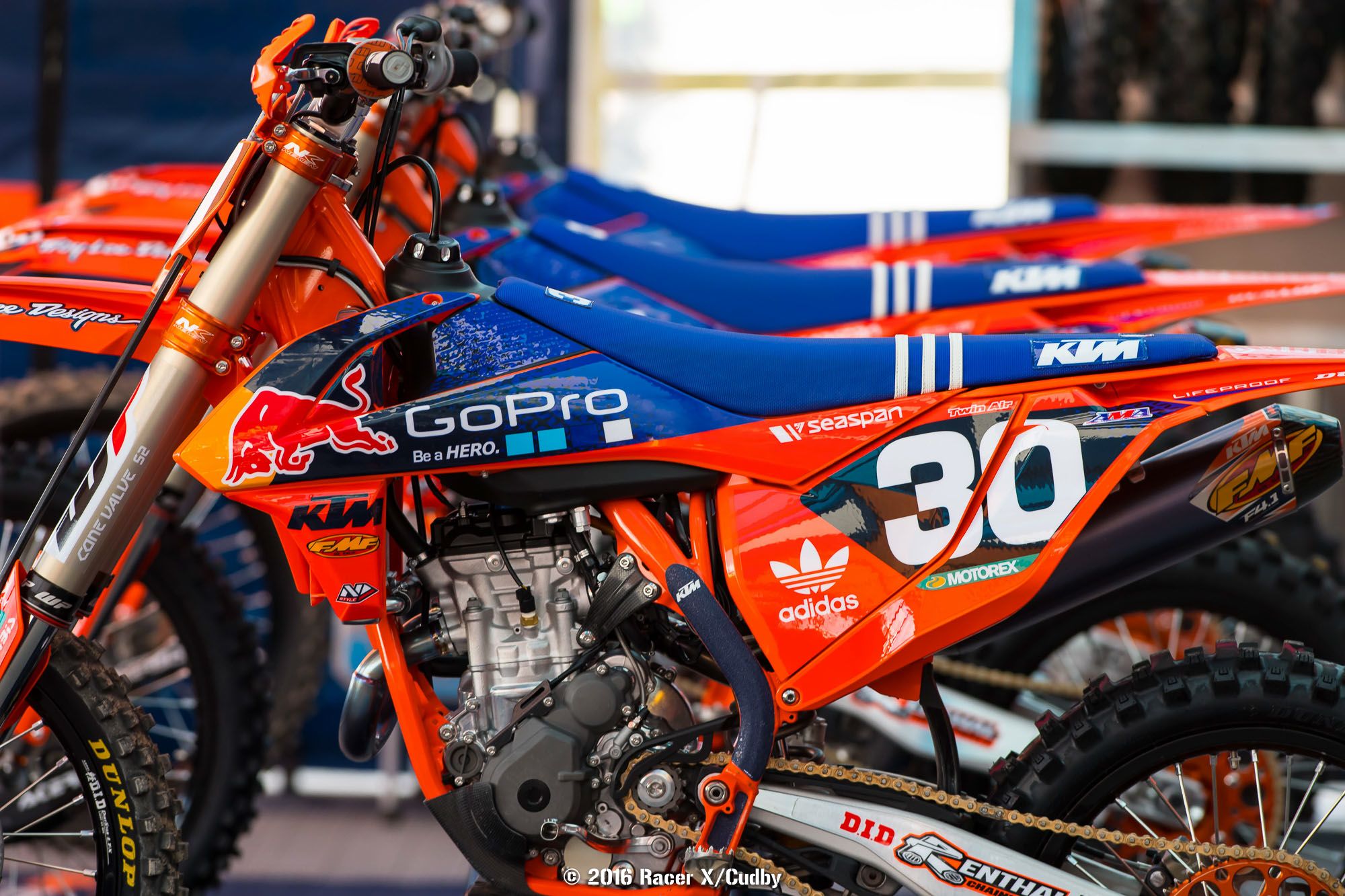 Lots of beautiful 250 bikes under the tents.