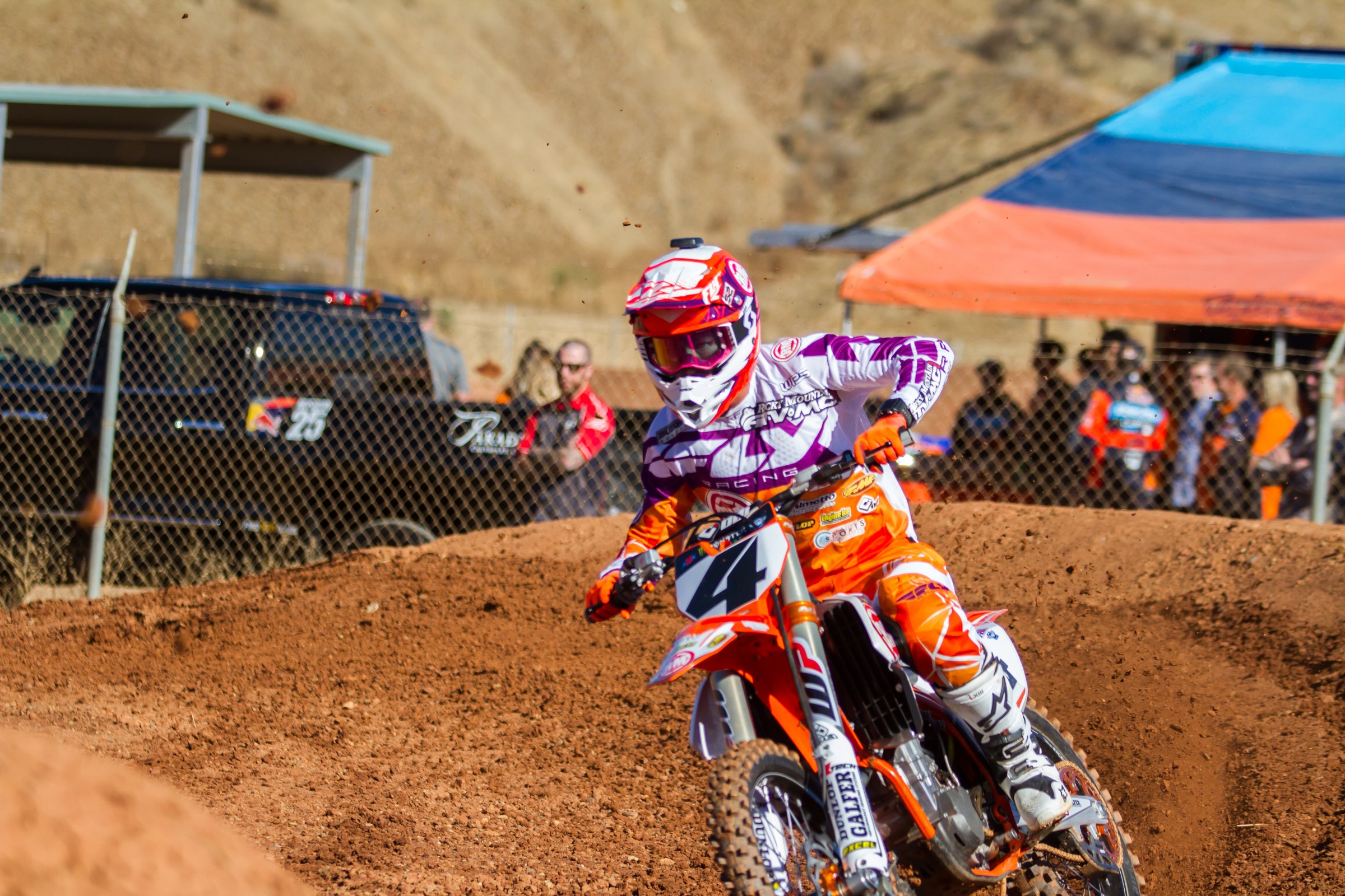 2016-11-29_kscott_KTM_Intros_Motos_07