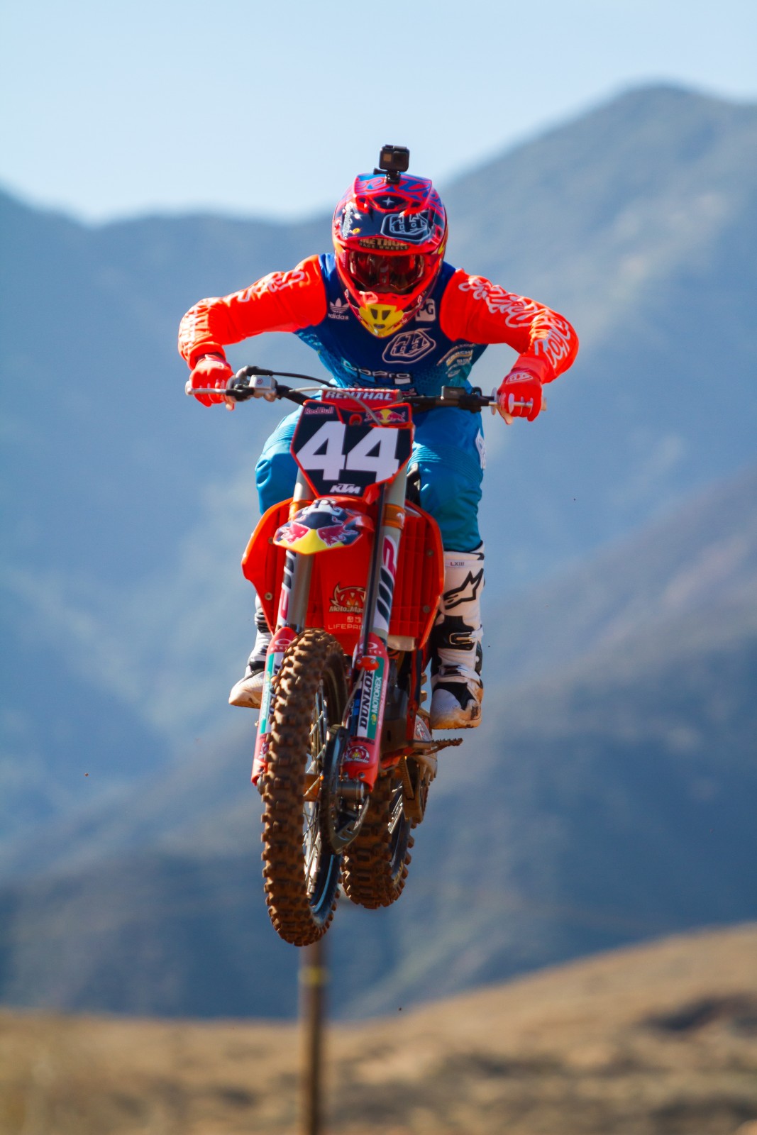 2016-11-29_kscott_KTM_Intros_Motos_15