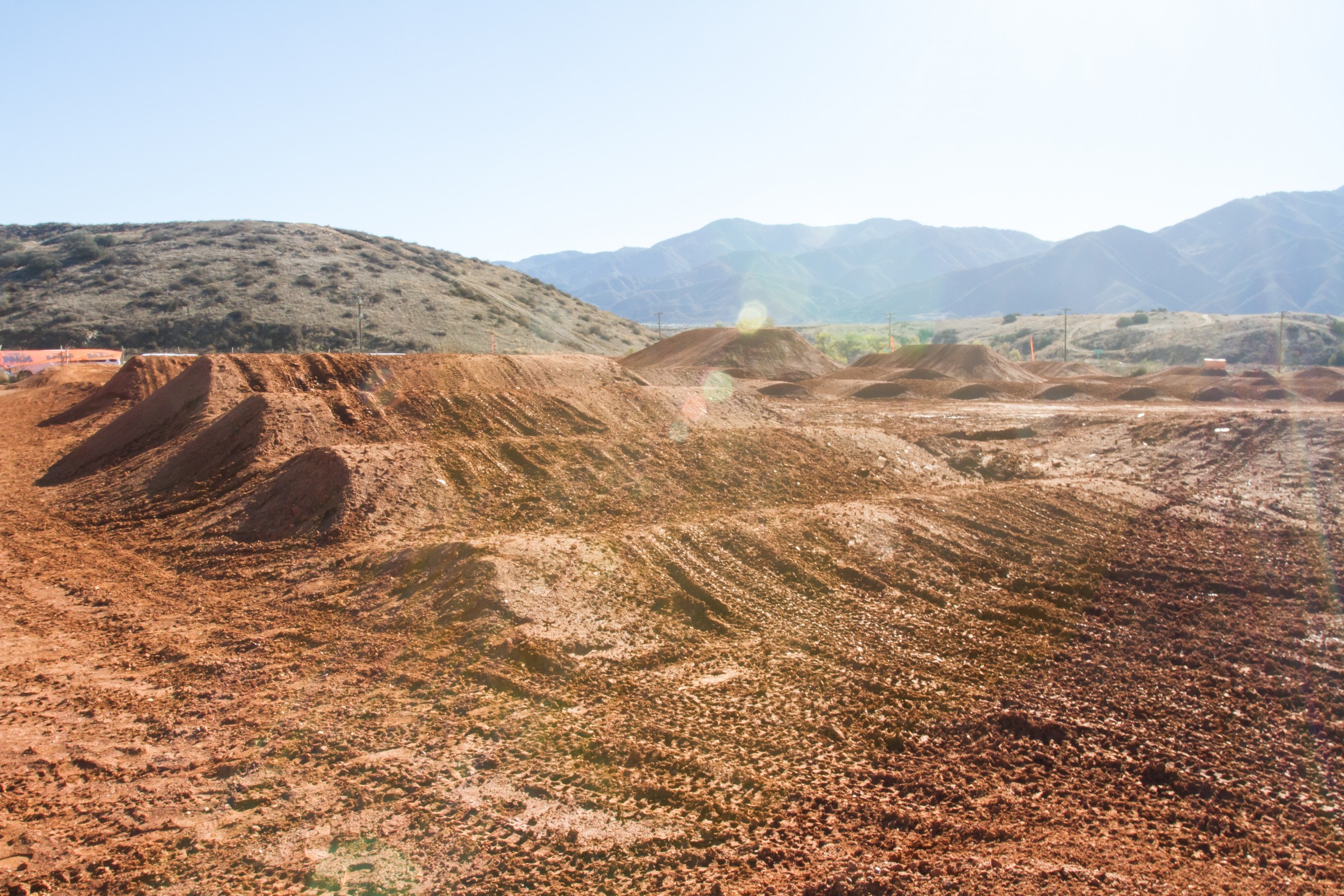 2016-11-29_kscott_KTM_Intros_Motos_25