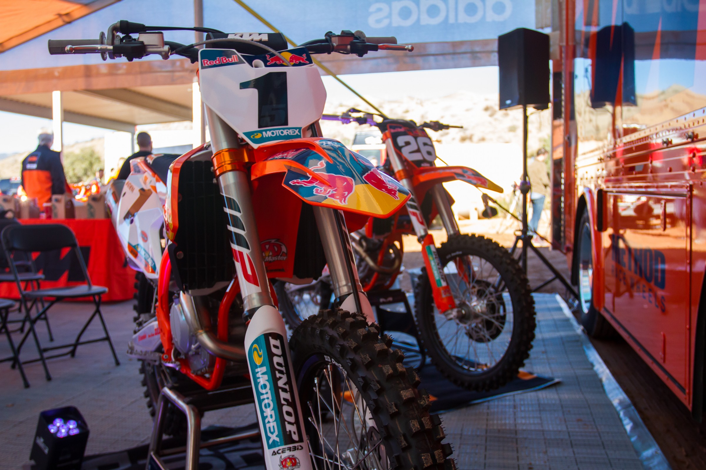 2016-11-29_kscott_KTM_Intros_02