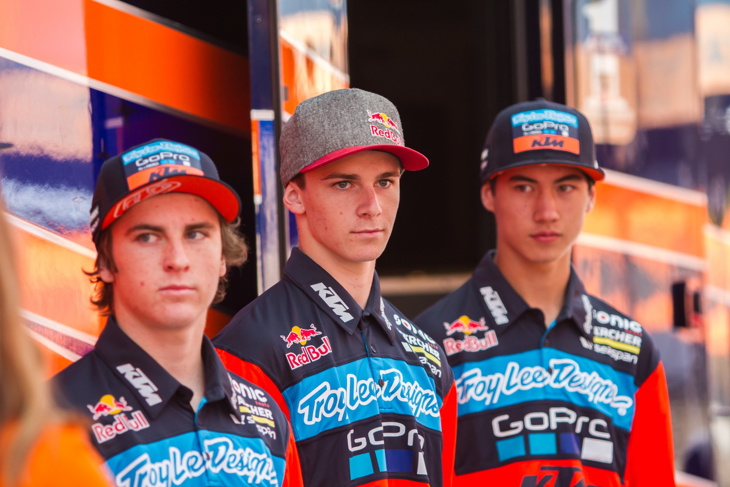 2016-11-29_kscott_KTM_Intros_13