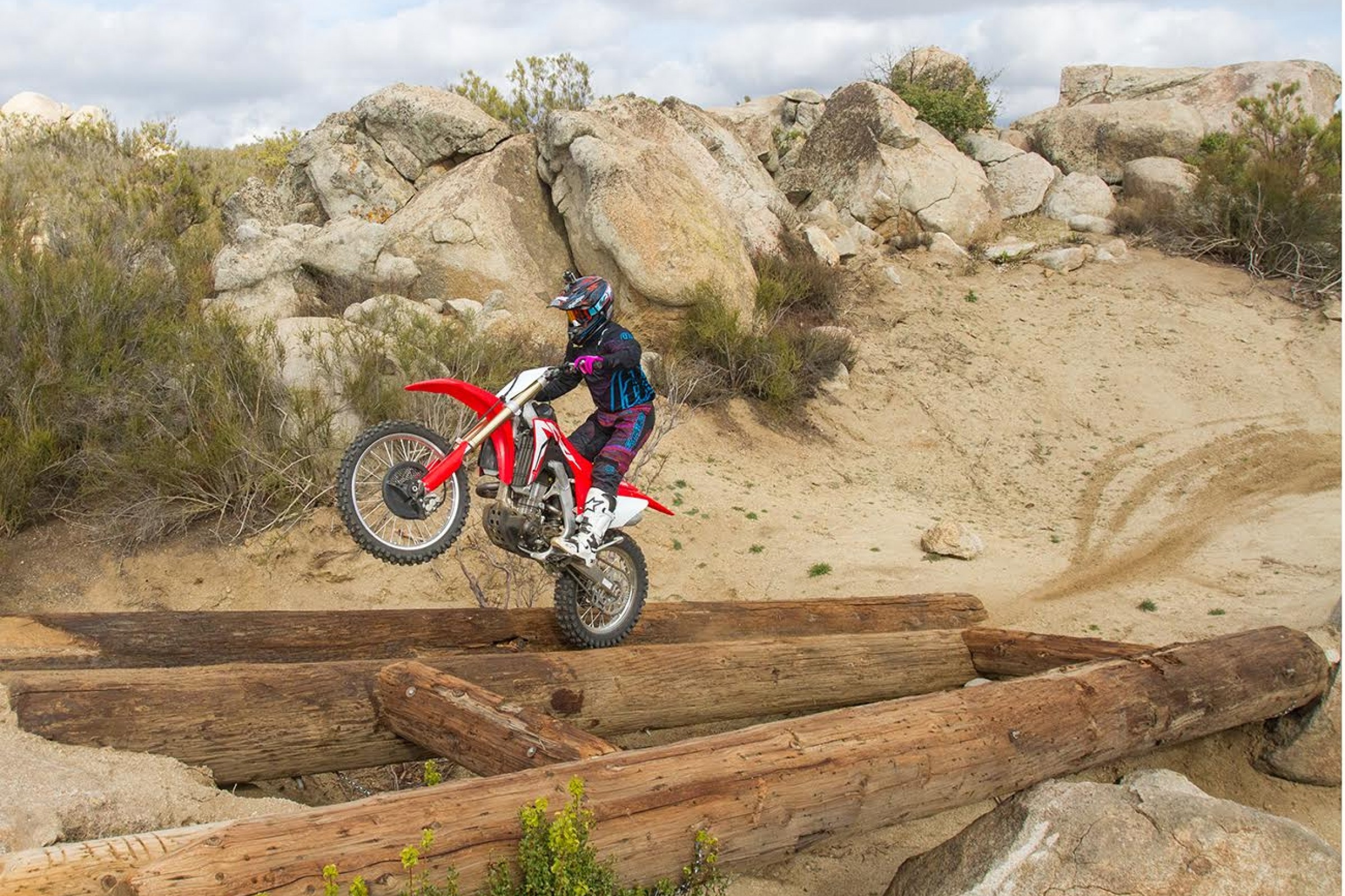 Racer X Films: 2017 Honda CRF450RX Intro