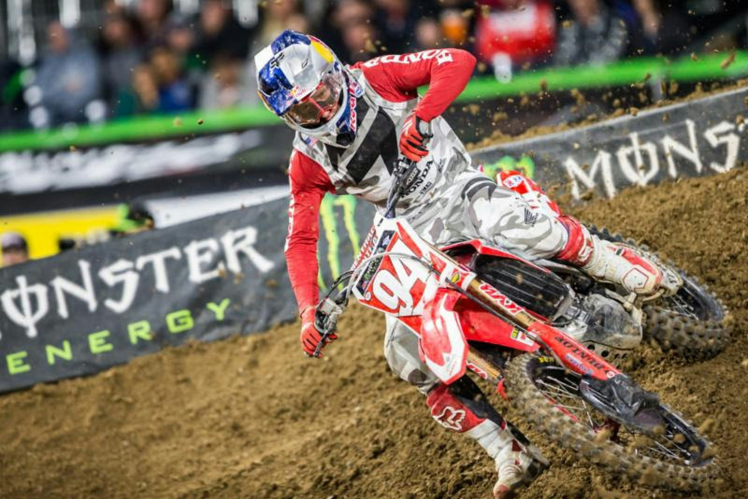 2017 Monster Energy Supercross Military Appreciation Auction