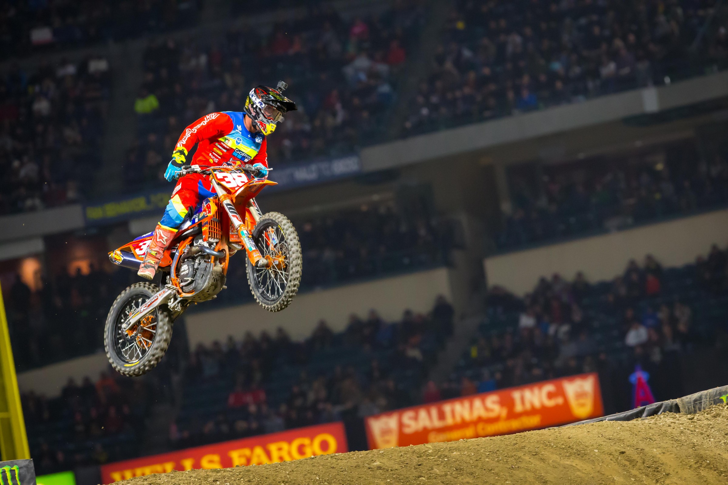 Shane McElrath was third, solid but his win streak is over.