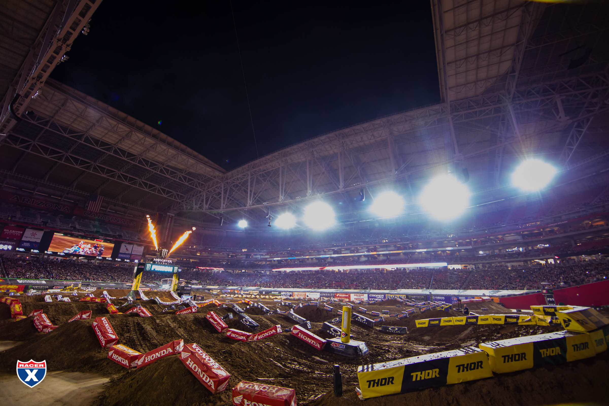 Pits_SX17_Glendale_JK_0875