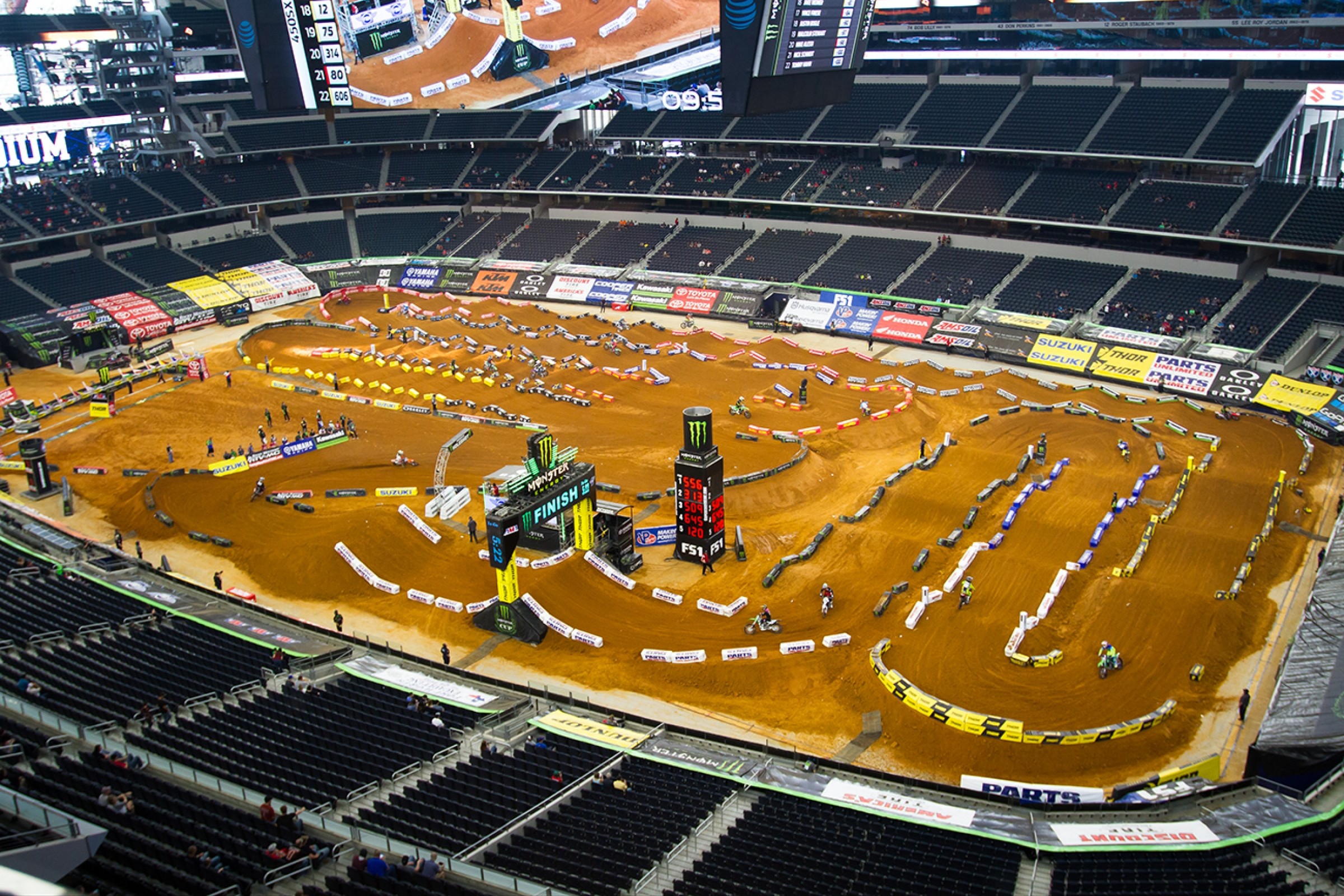 Race Day Feed: Arlington