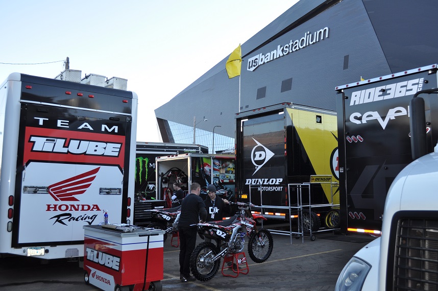 The pits are pretty tight in Minneapolis.